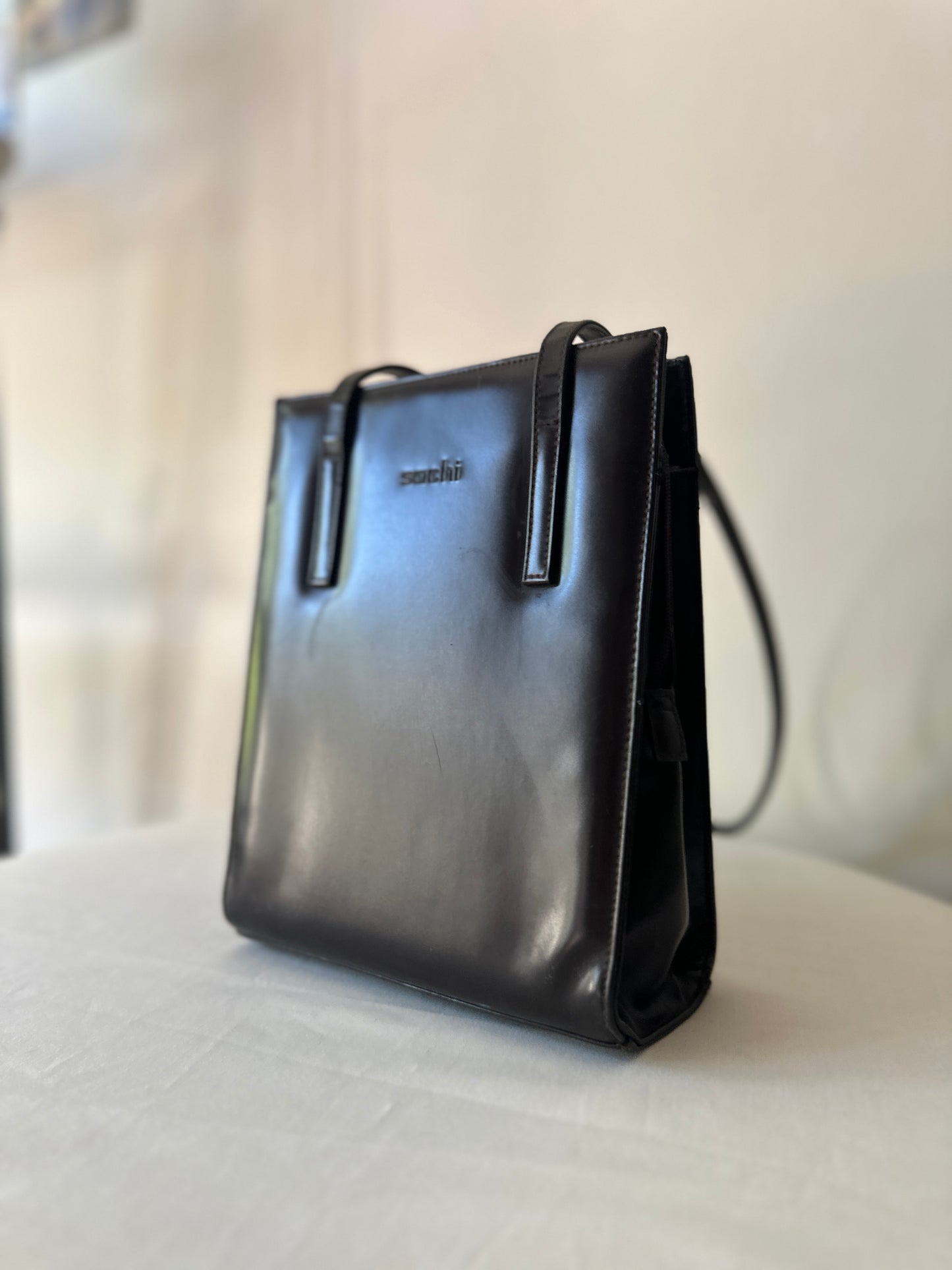 brown shoulder bag