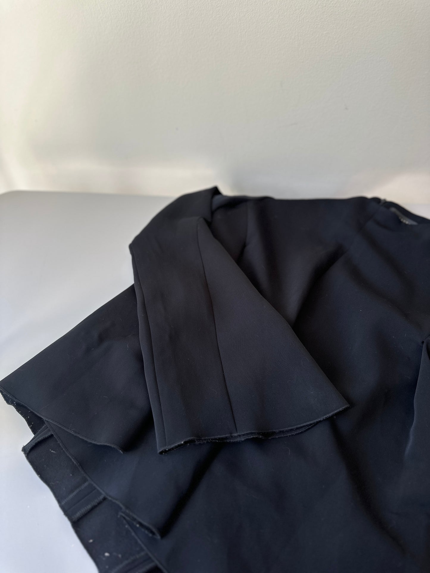 fitted black flare sleeve blouse