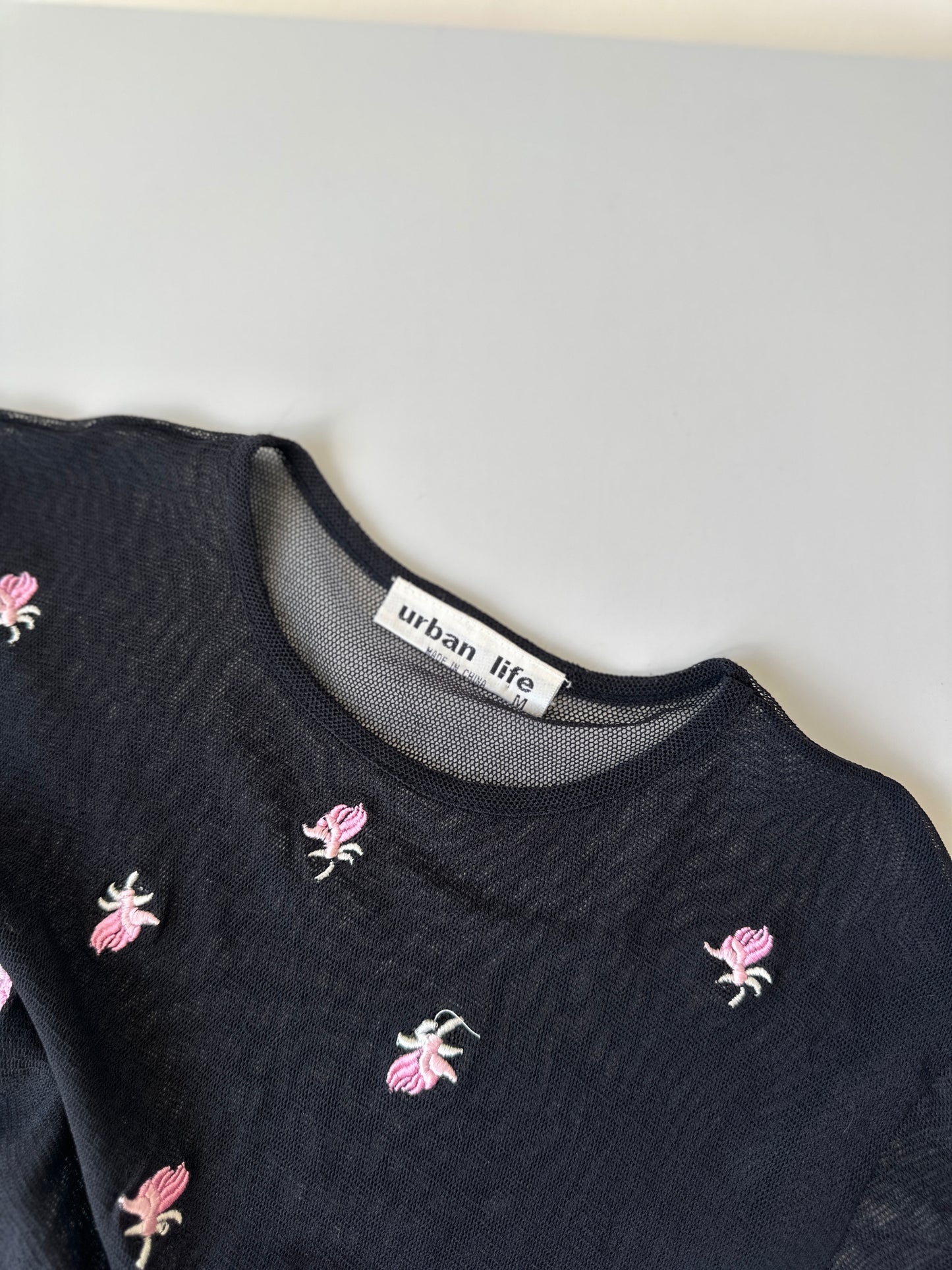 sheer flower short sleeve crop