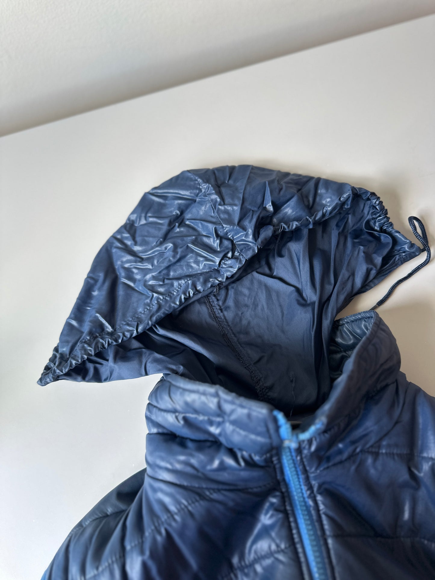 puffer jacket with detachable sleeves