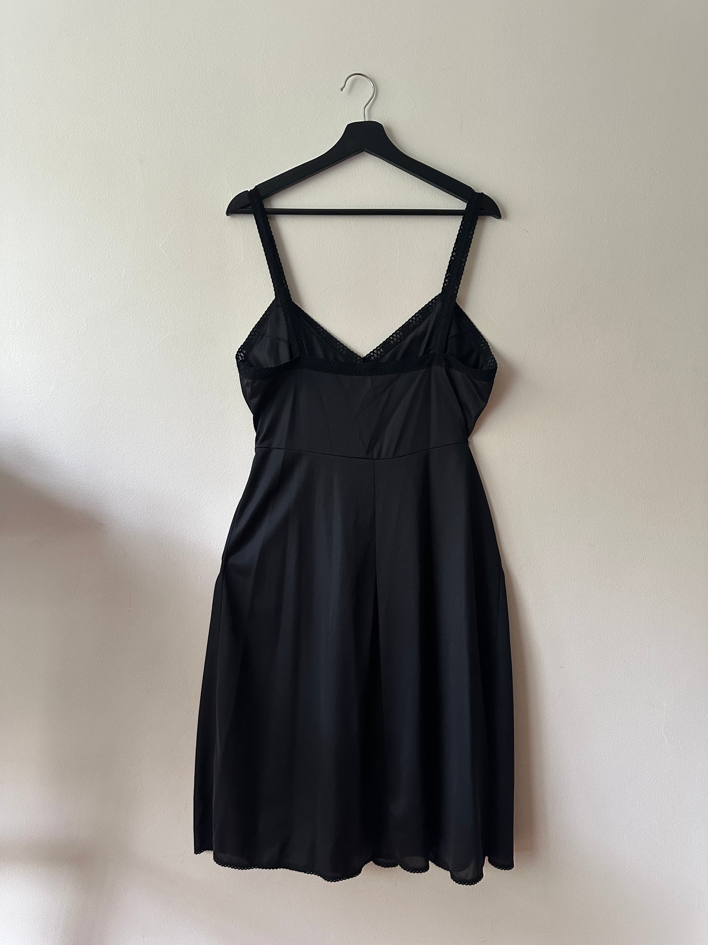 black lace trim mid-length slip