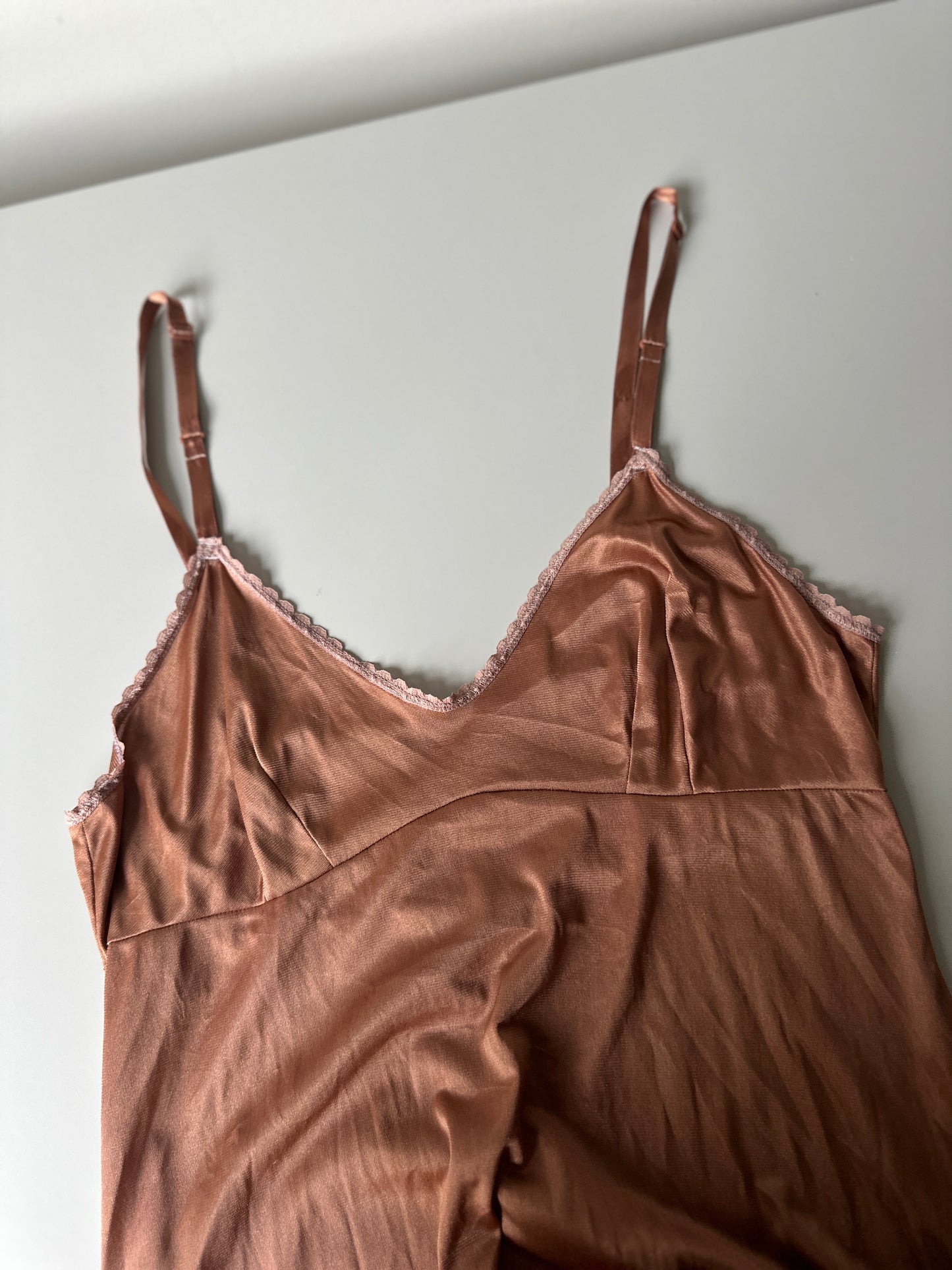 brown dyed mid-length slip