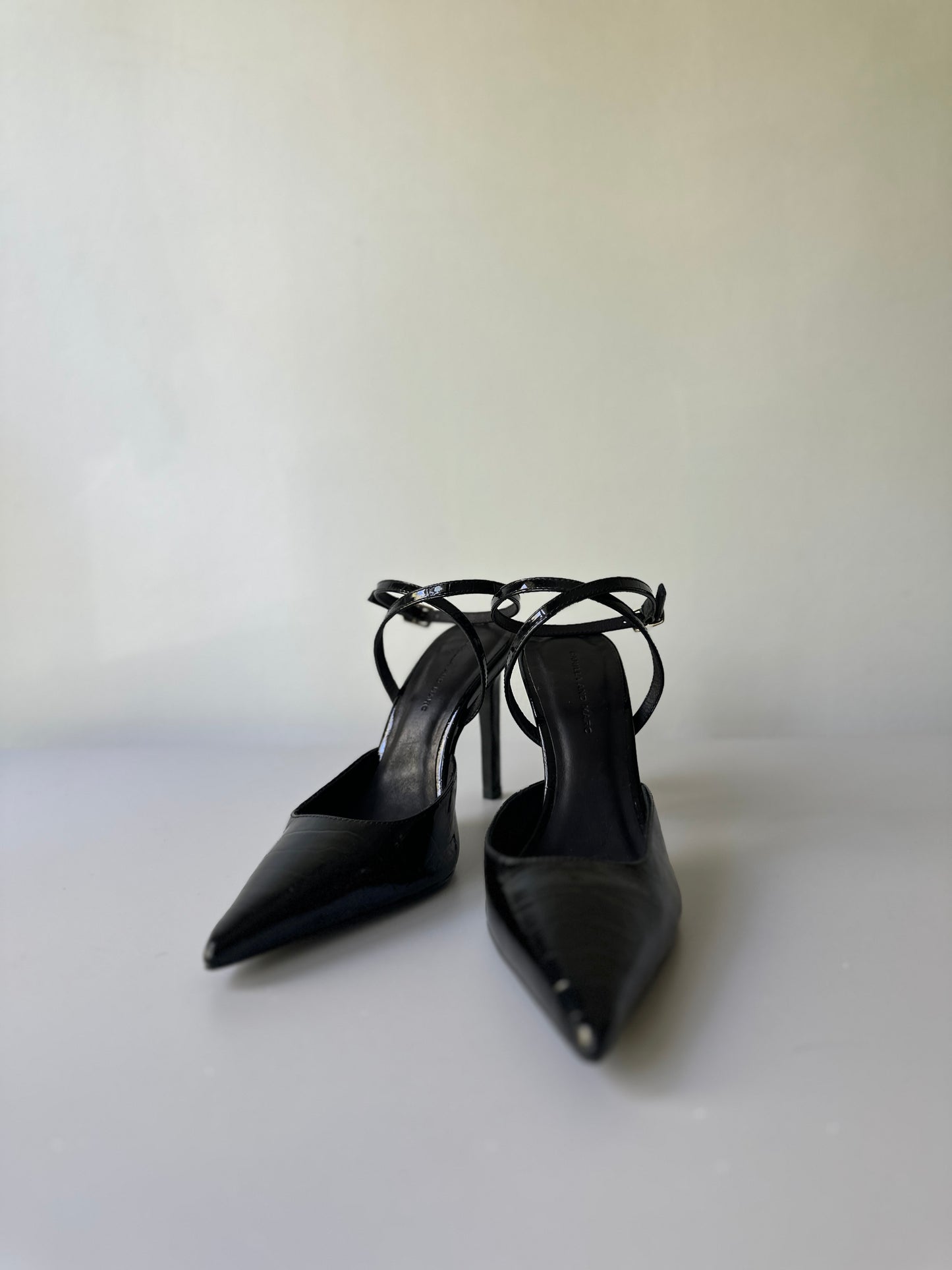 Camilla & Marc black stiletto