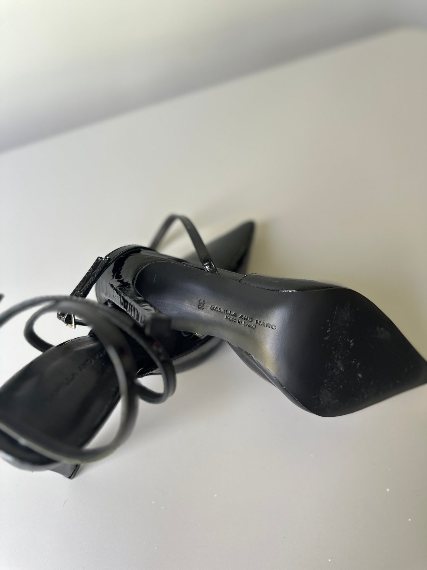 Camilla & Marc black stiletto