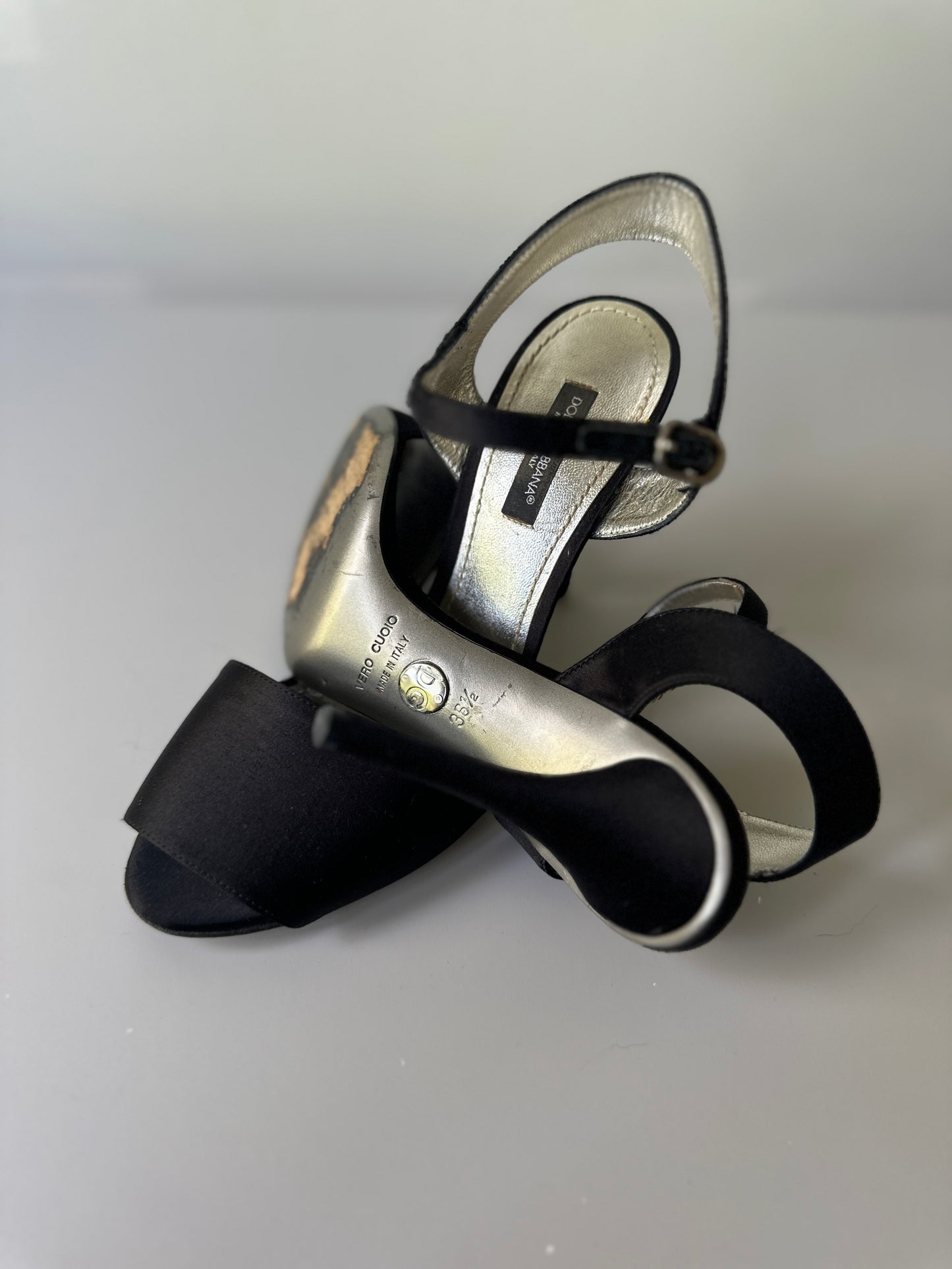 Dolce & Gabbana black satin heel