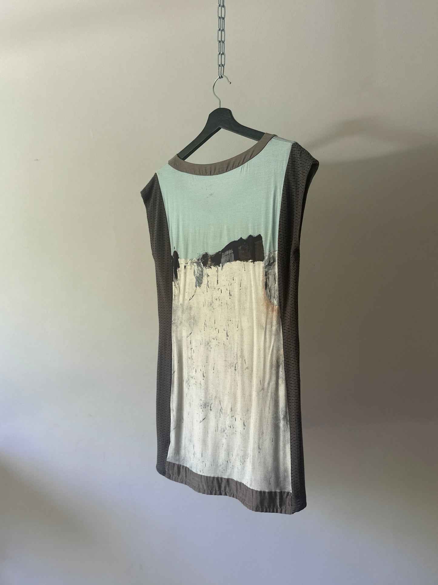 graphic tee shirt dress