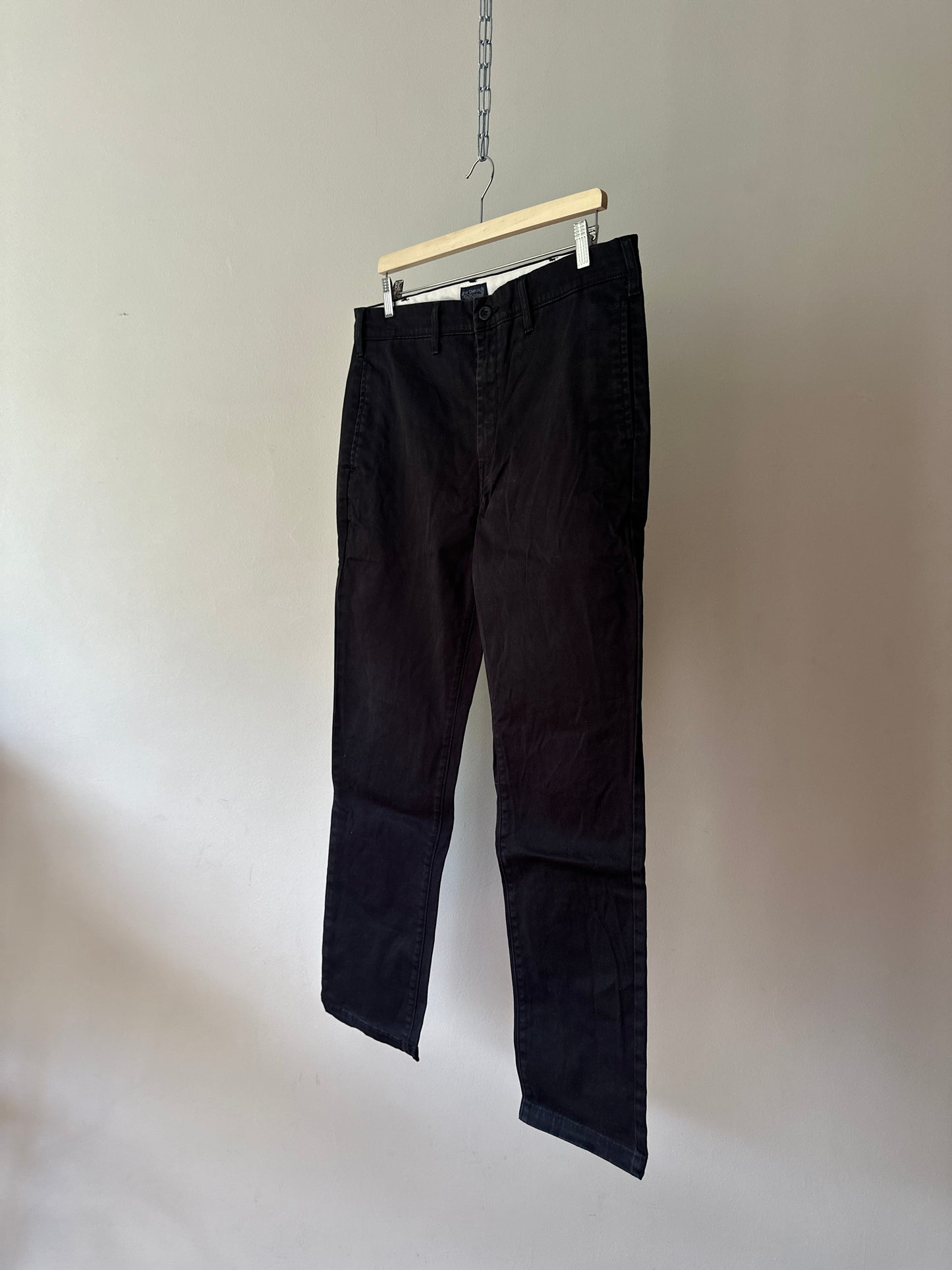 black Levi work pants