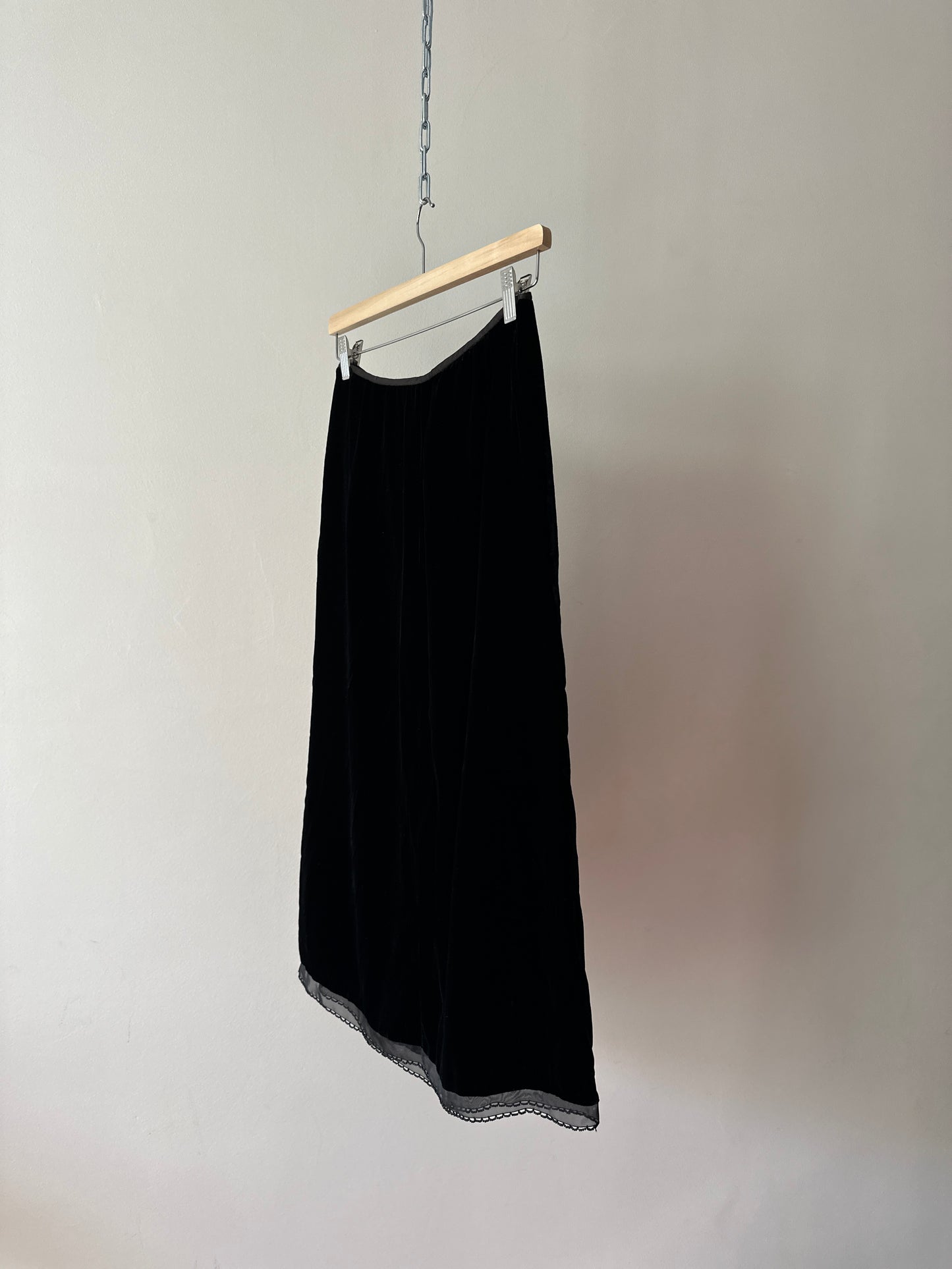 velvet mid-length straight skirt