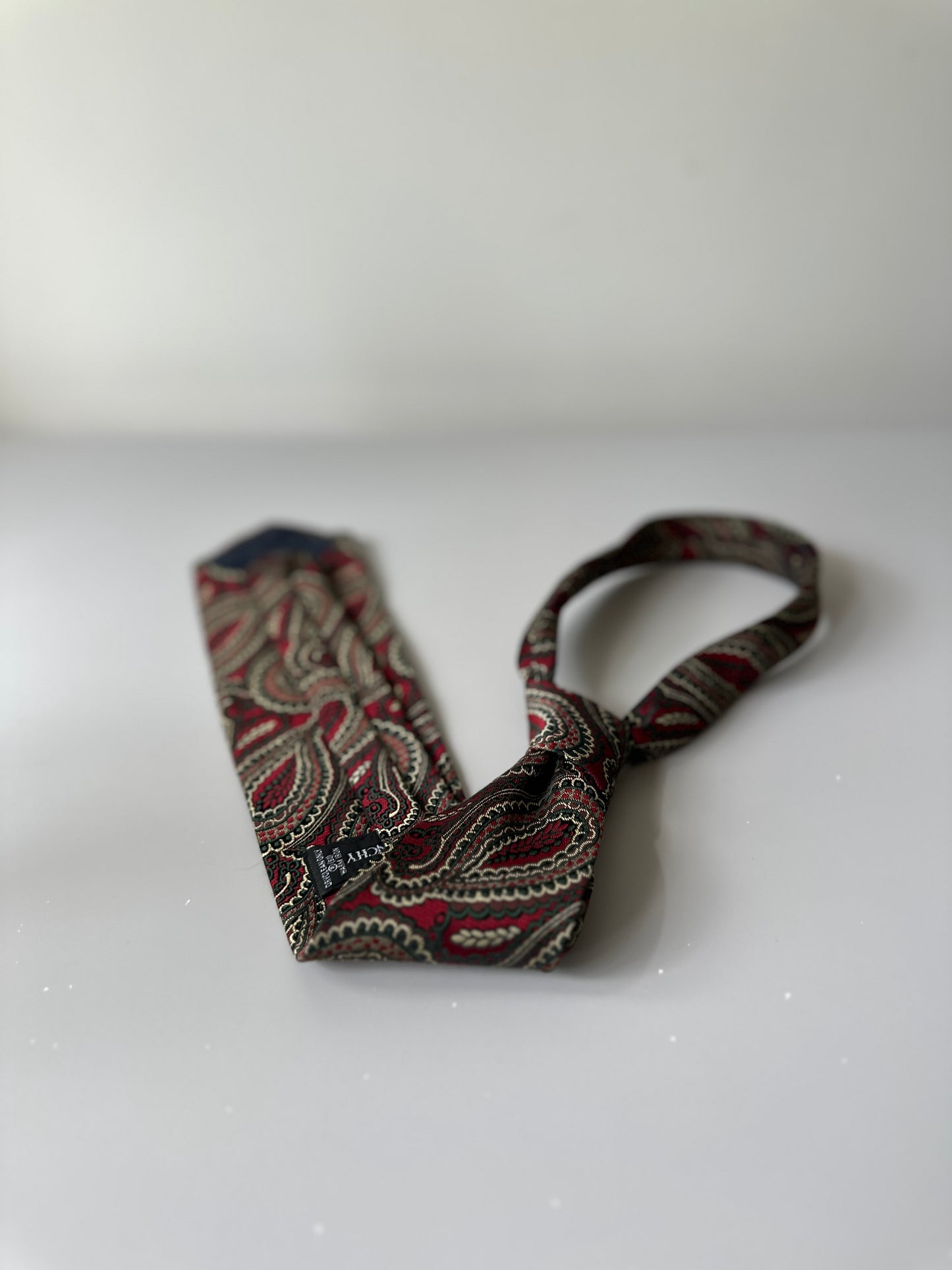 green/red Givency paisley tie