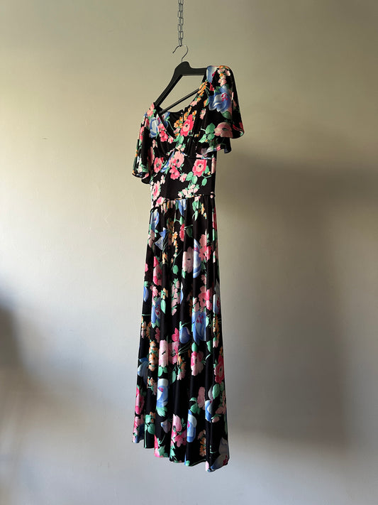 floral 70s ruffle sleeved dress