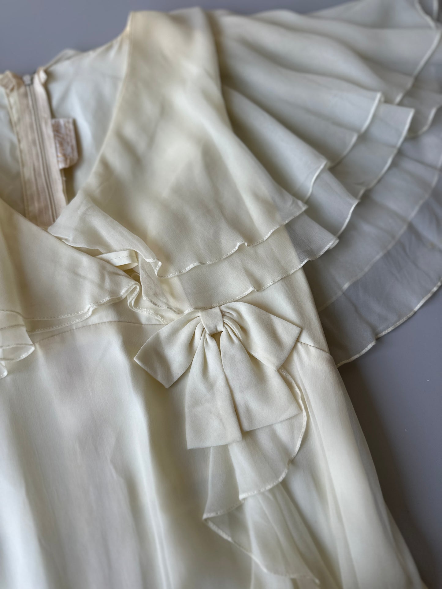 STUNNING butter yellow 80s formal dress