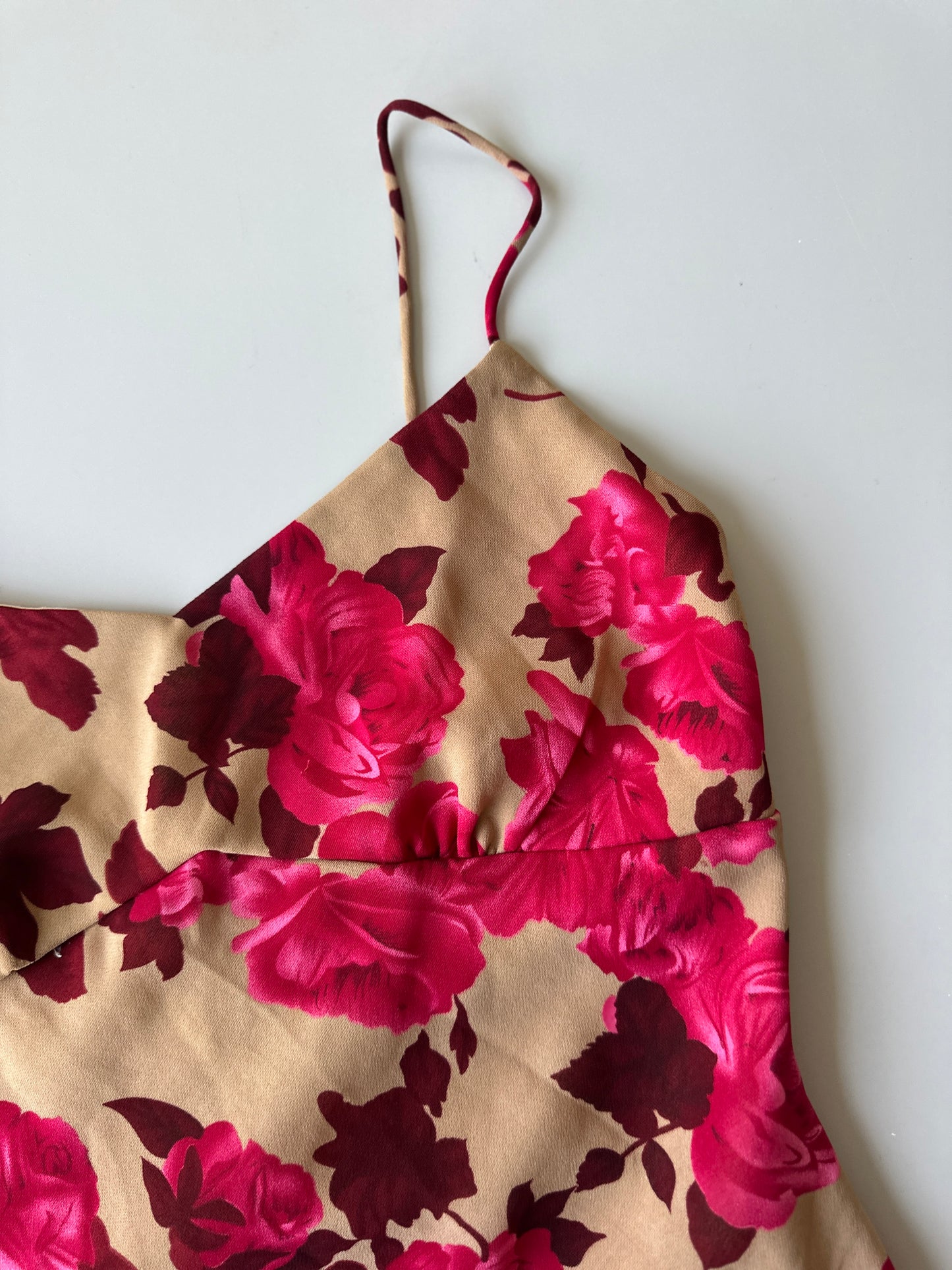 pink and brown rose dress
