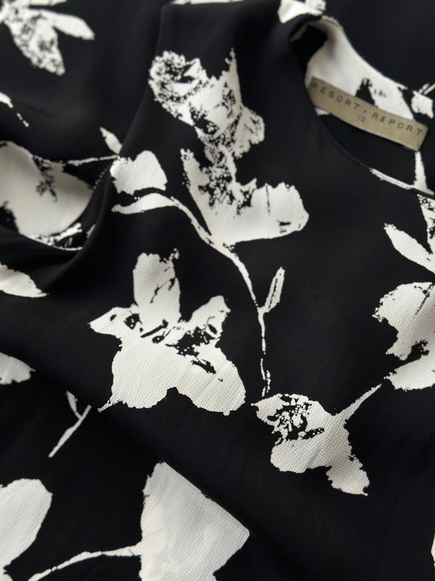 black and white flower print midi dress