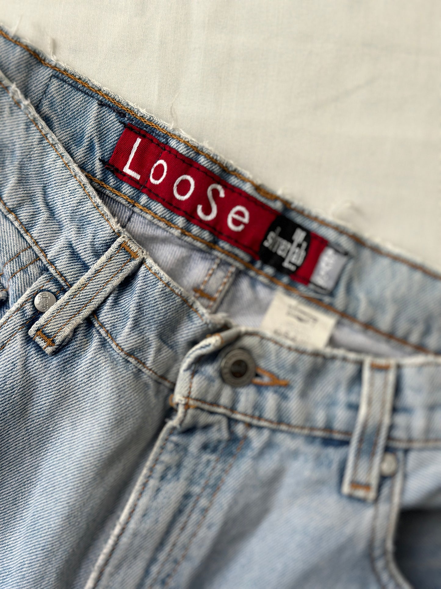 Levi vintage 80s silver tab jeans