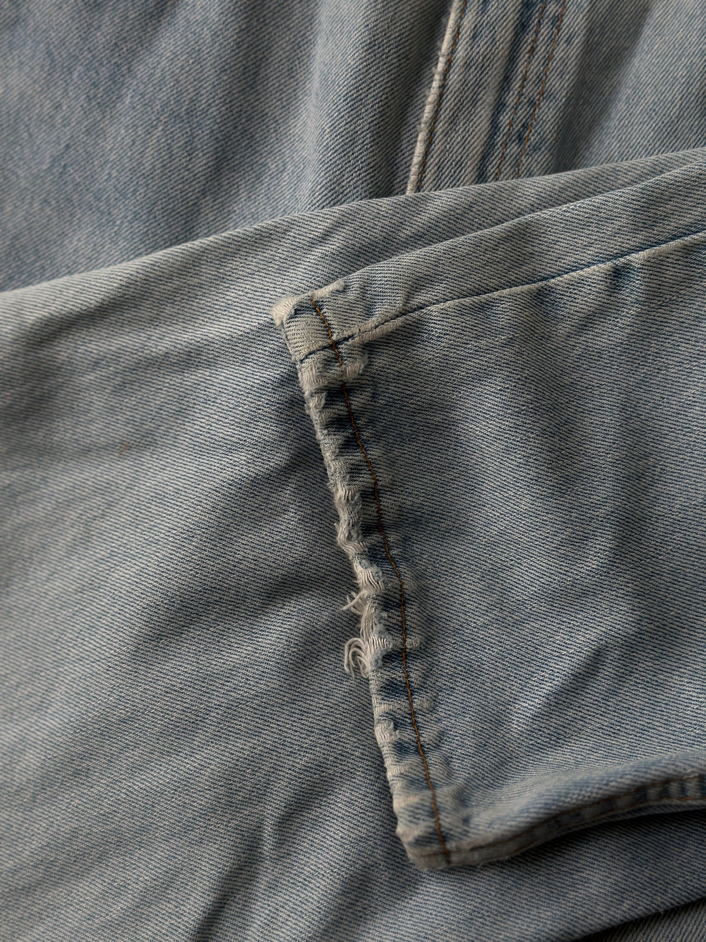 Levi vintage 80s silver tab jeans
