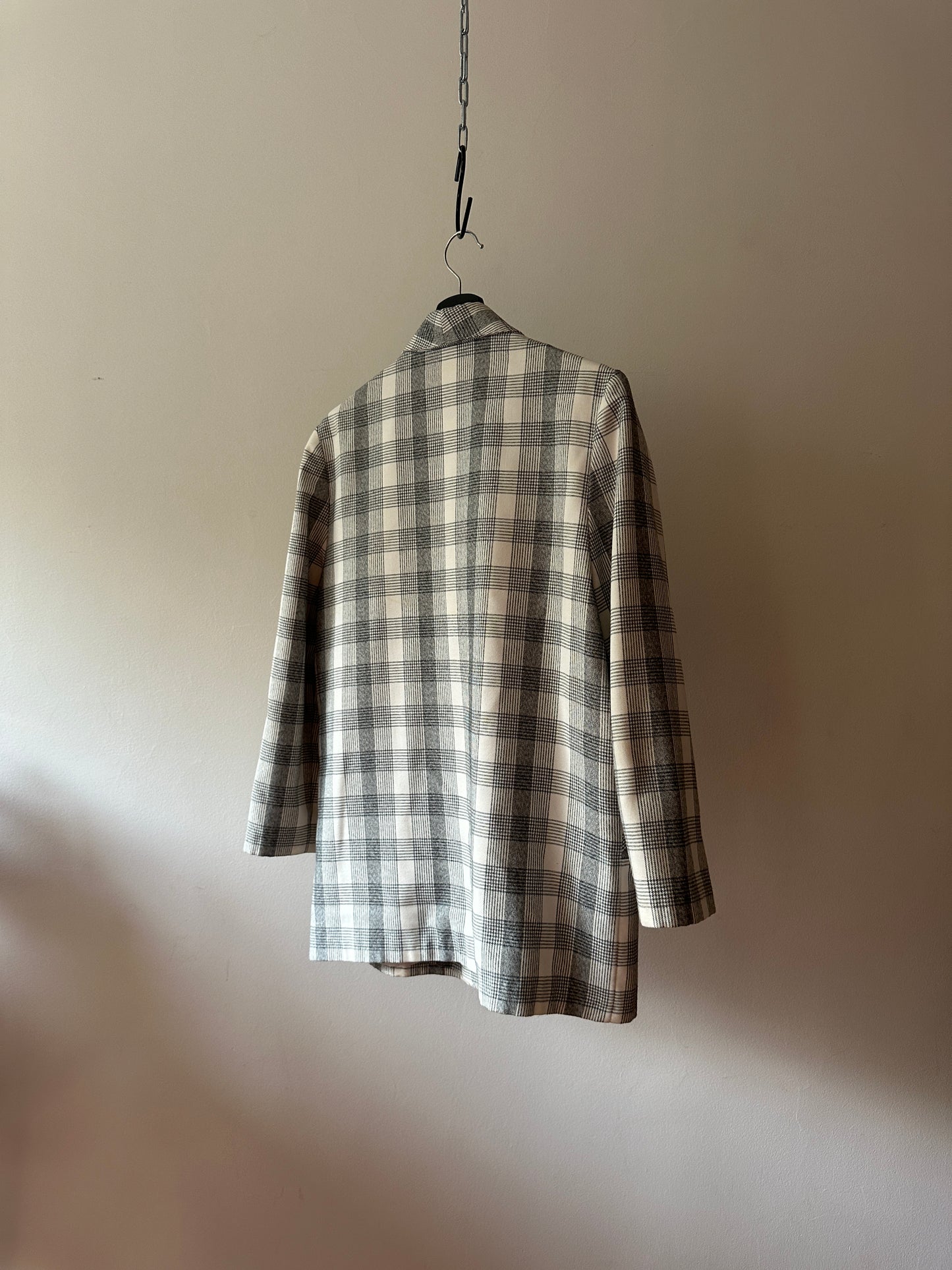 grey & white crosshatch oversize blazer