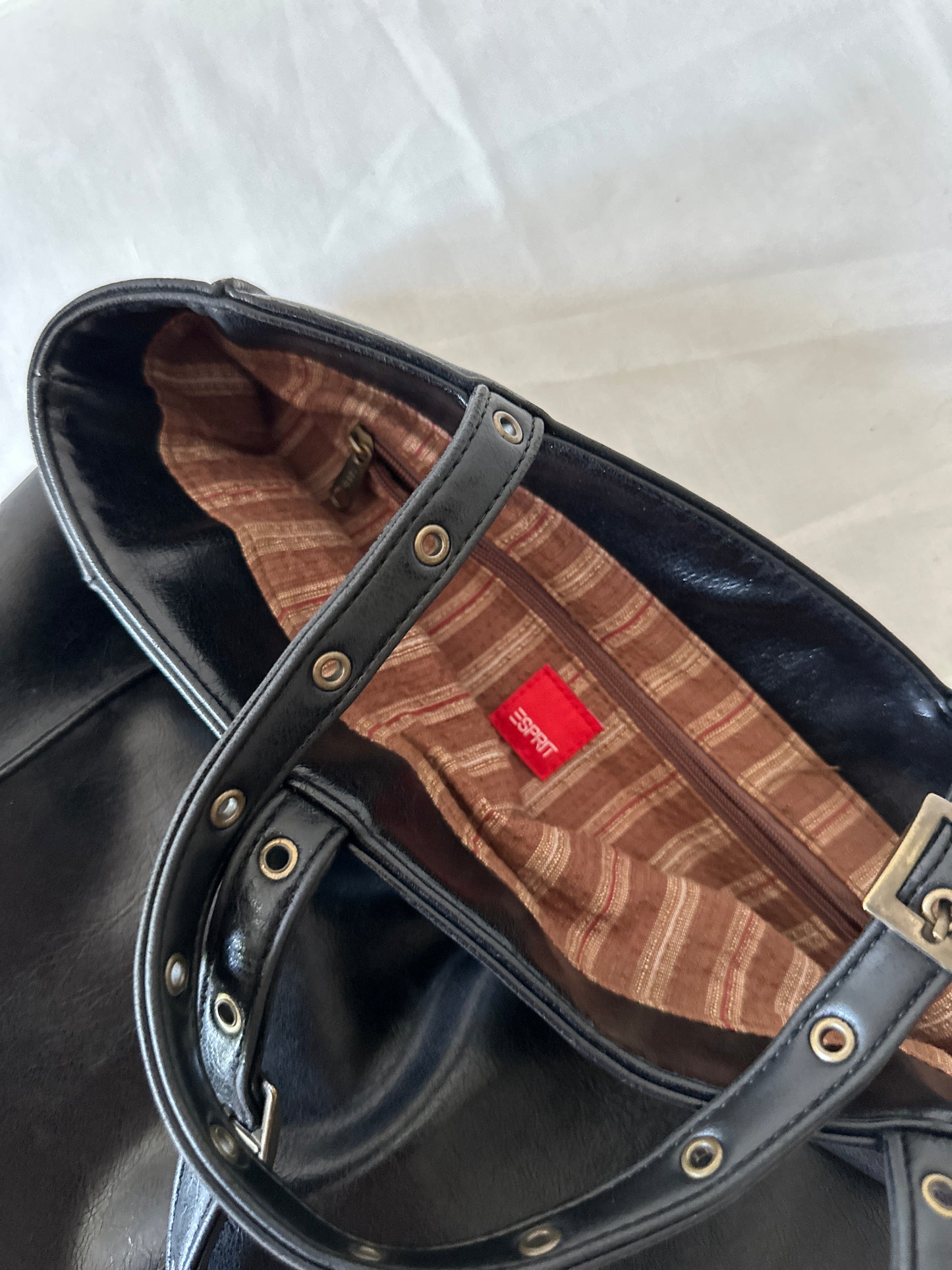 ESPRIT tote