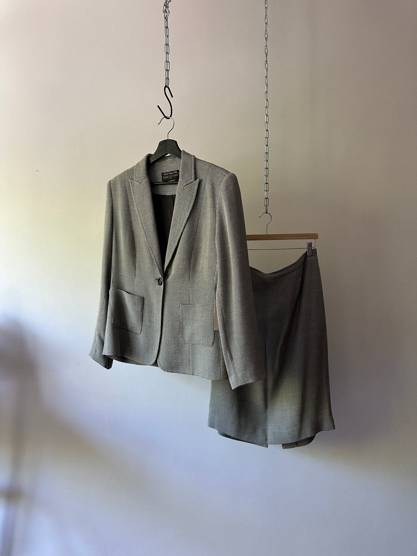 Perri Cutten two piece suit