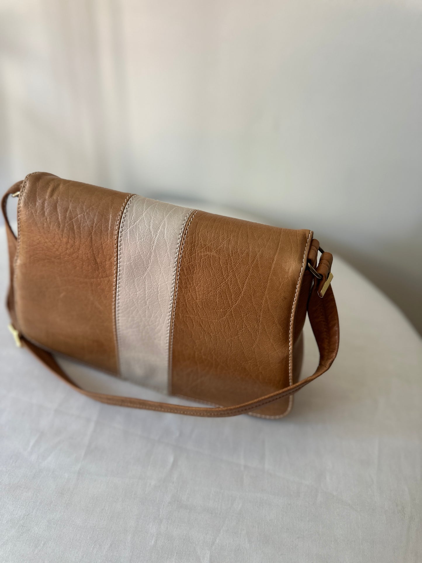 Faigen vintage handbag