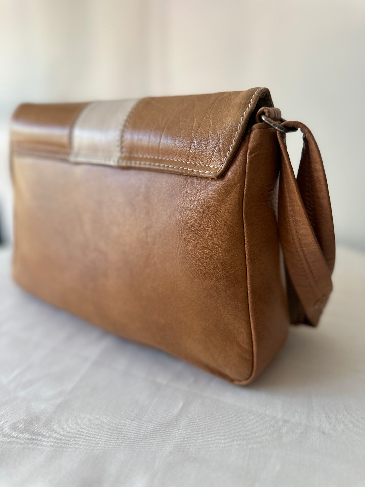 Faigen vintage handbag