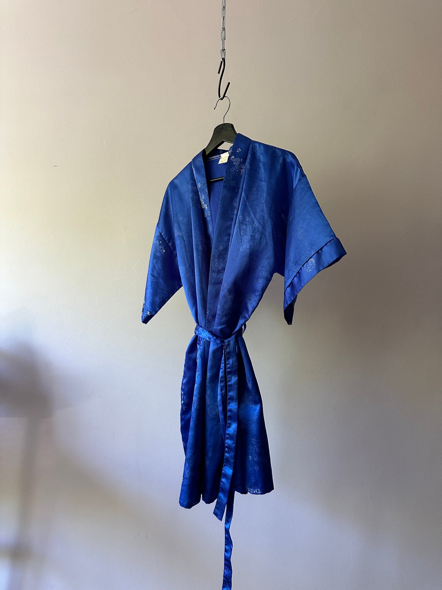 blue short silk dressing gown