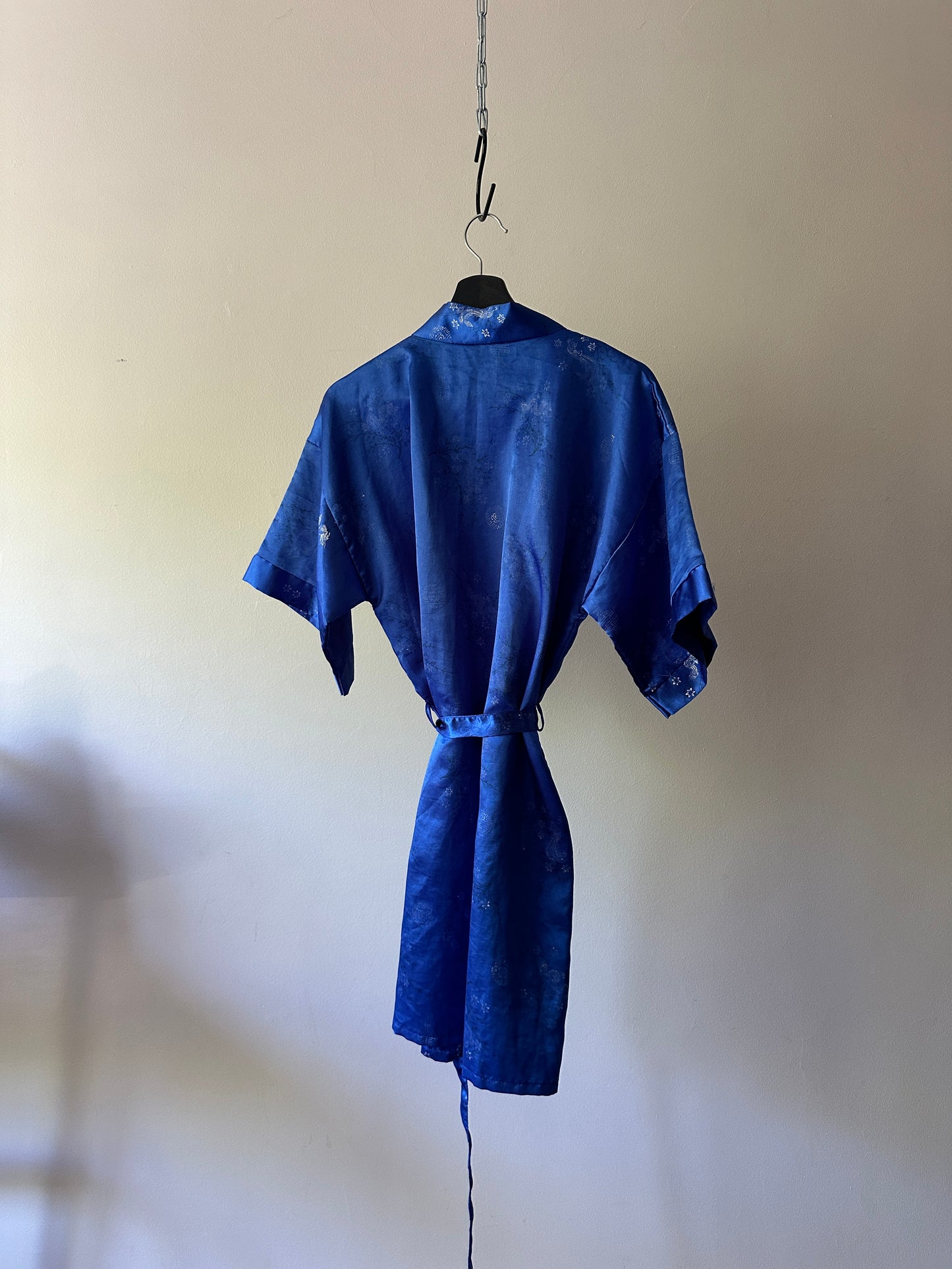 blue short silk dressing gown