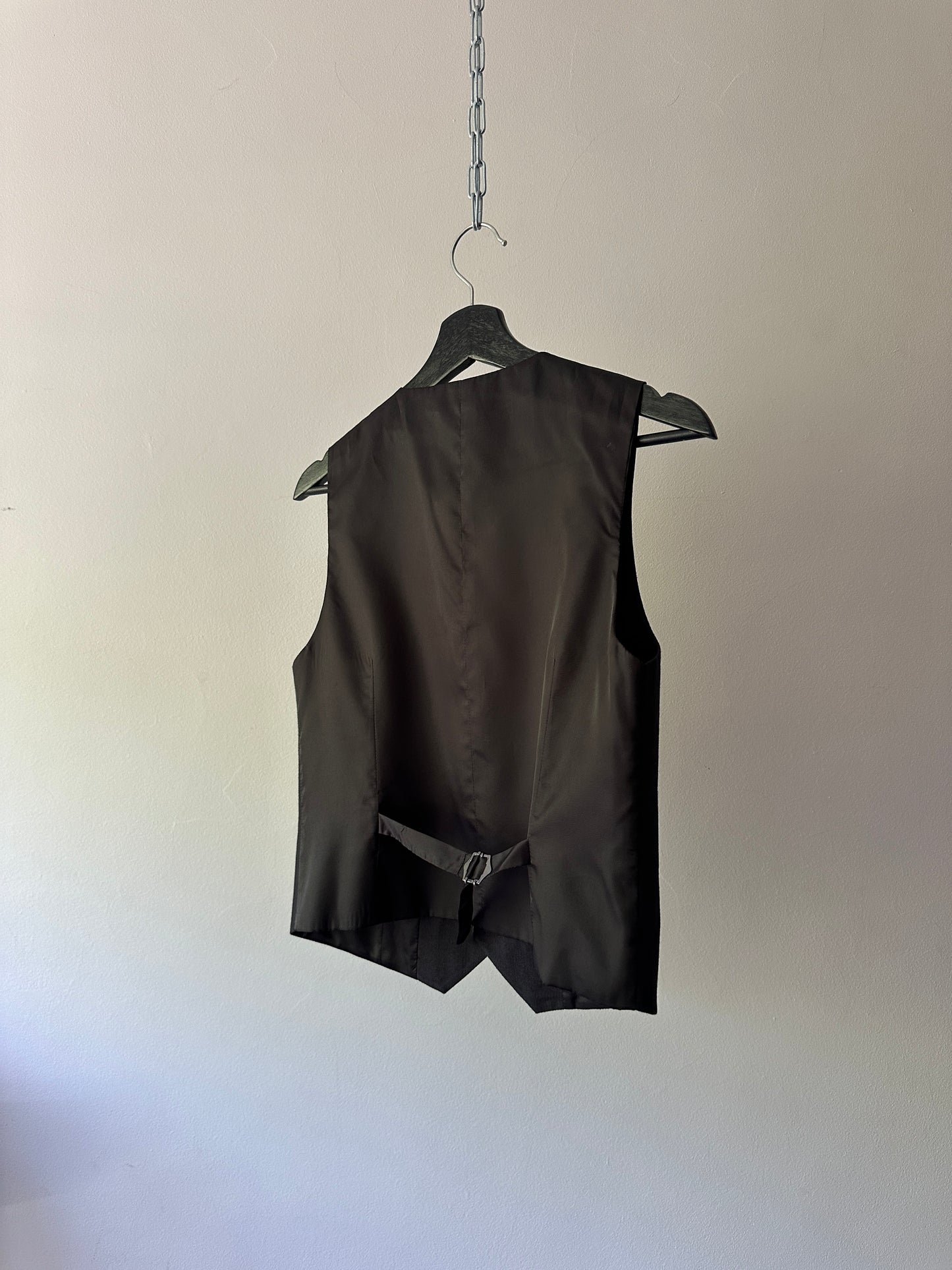 black button up vest