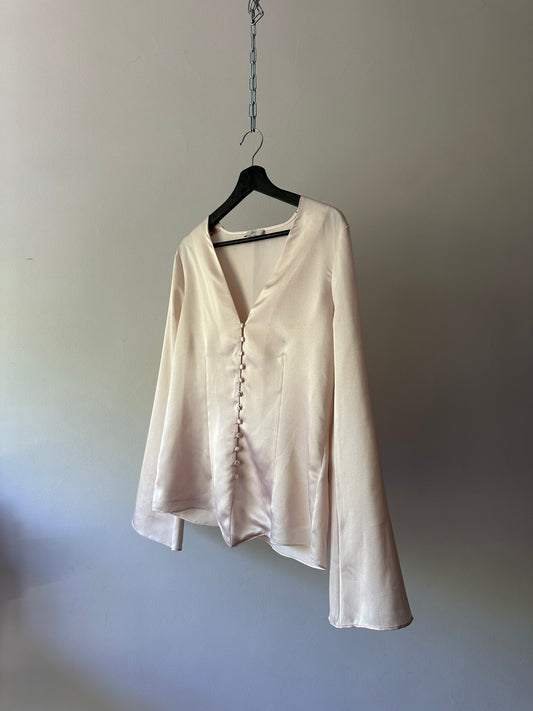 silk flare sleeved blouse