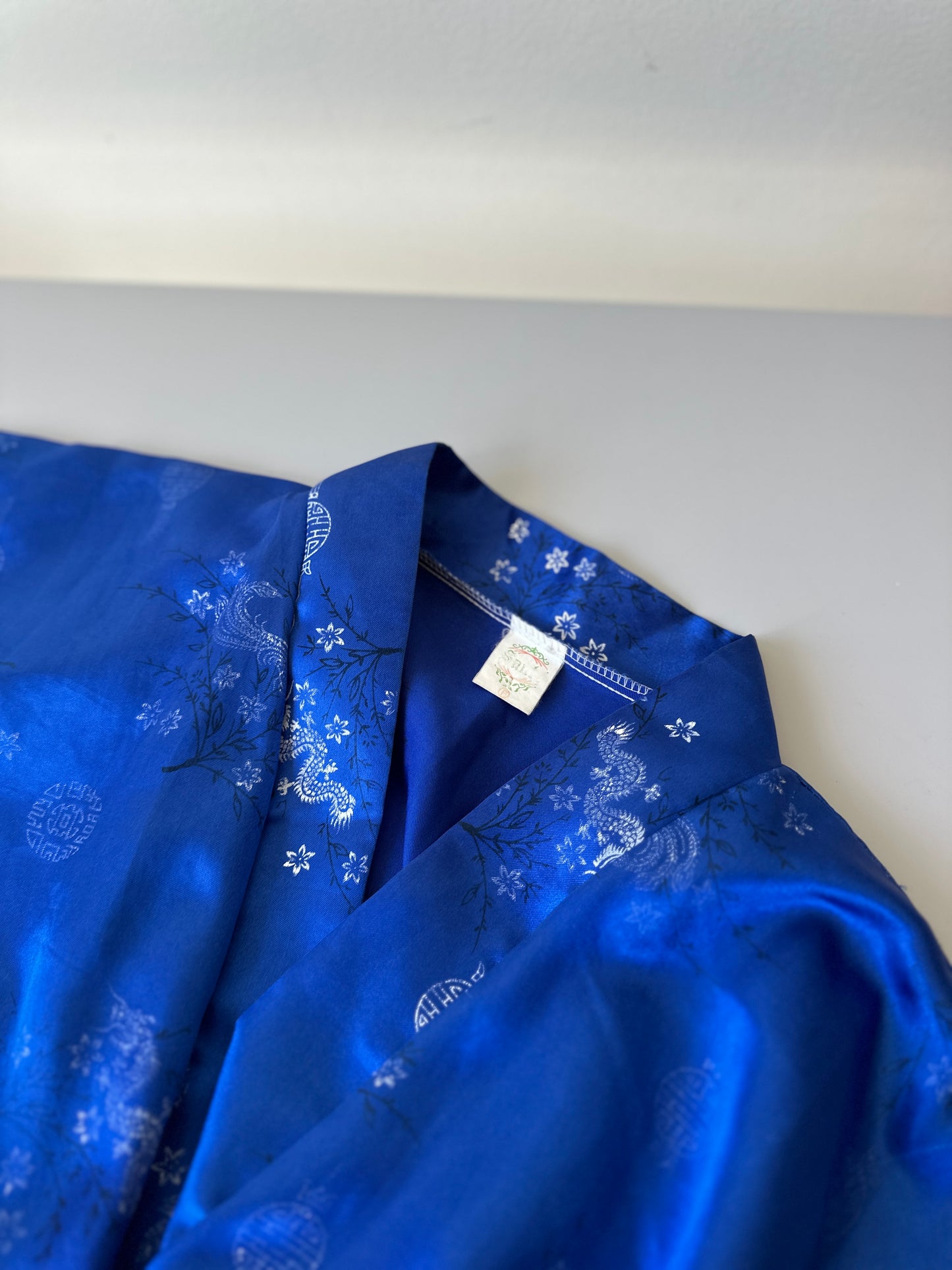 blue short silk dressing gown