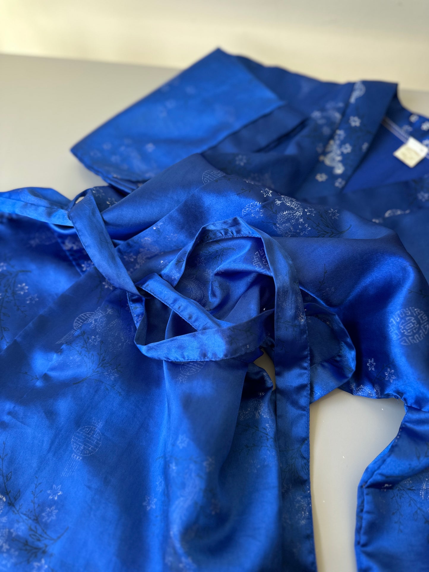 blue short silk dressing gown