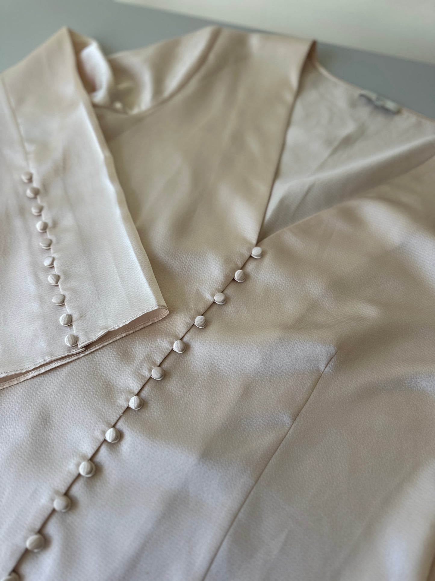 silk flare sleeved blouse