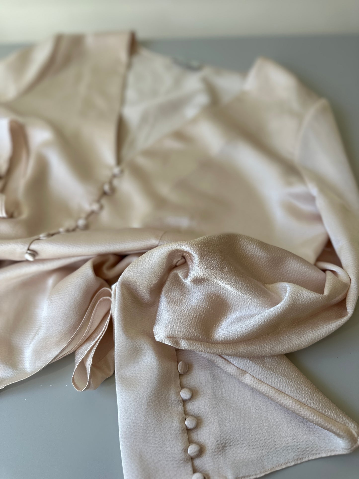 silk flare sleeved blouse