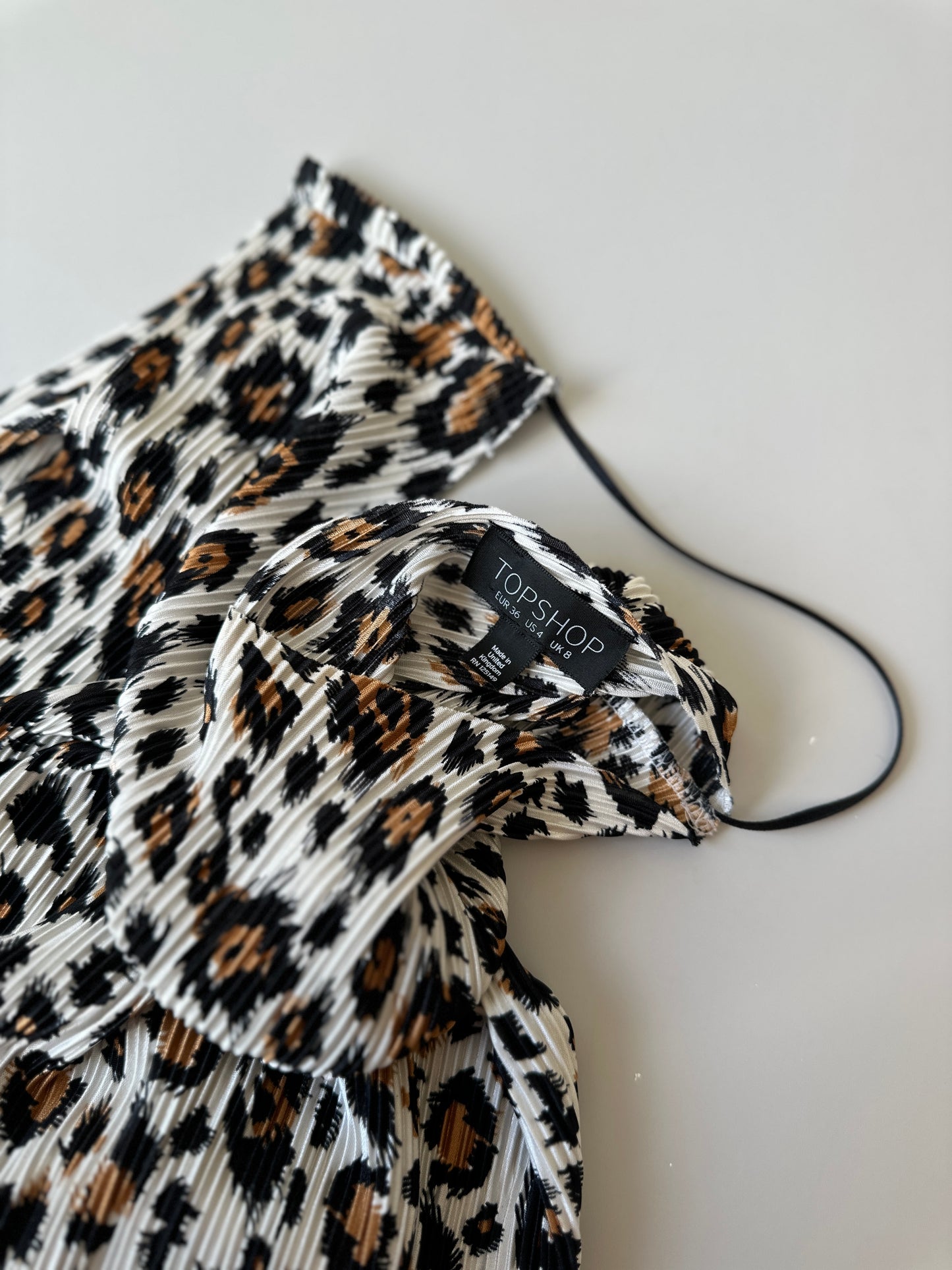 leopard print twist back top