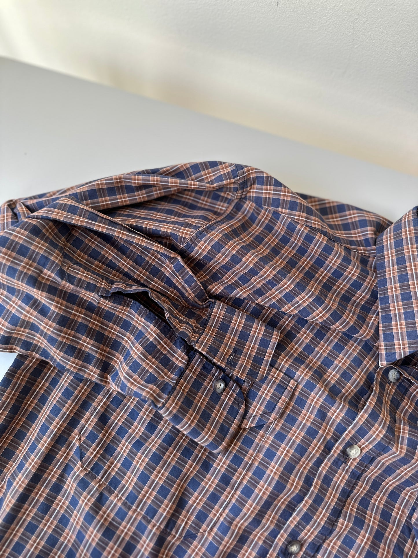 navy & red crosshatch button up