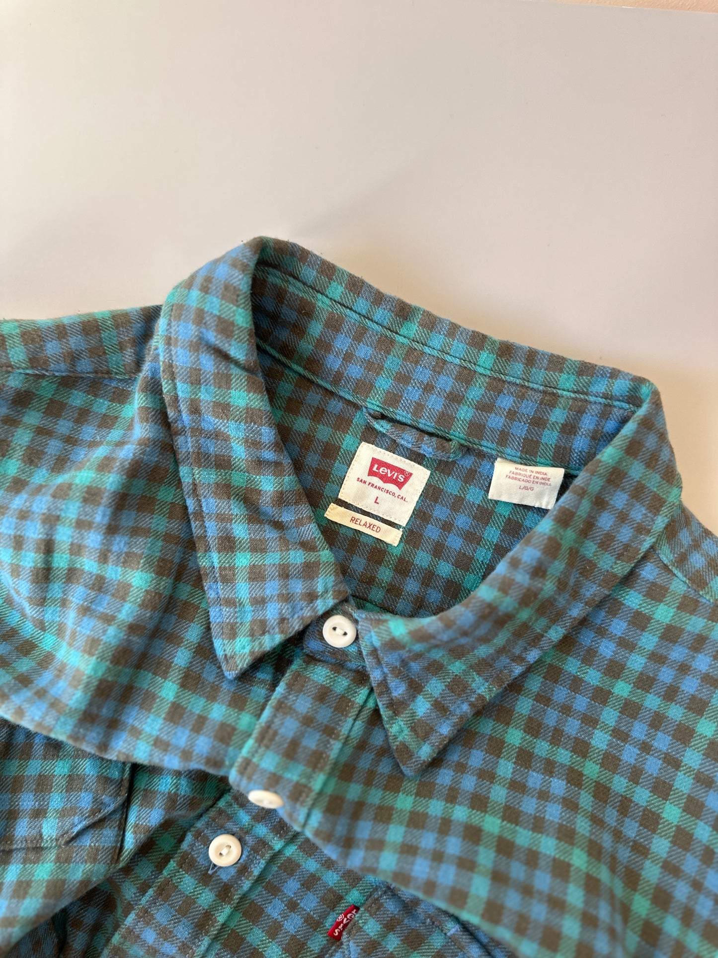 Levi's turquoise button up