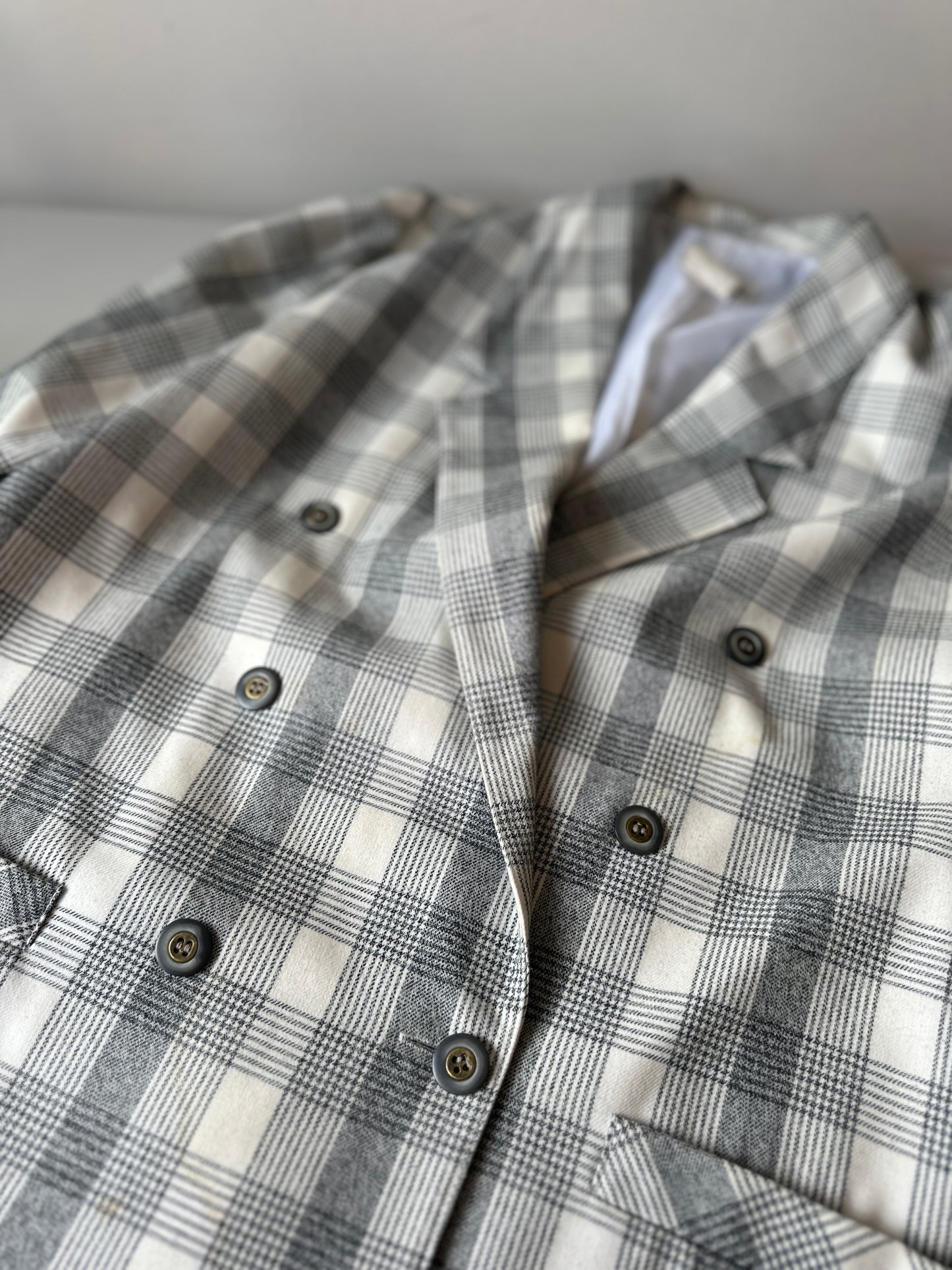 grey & white crosshatch oversize blazer