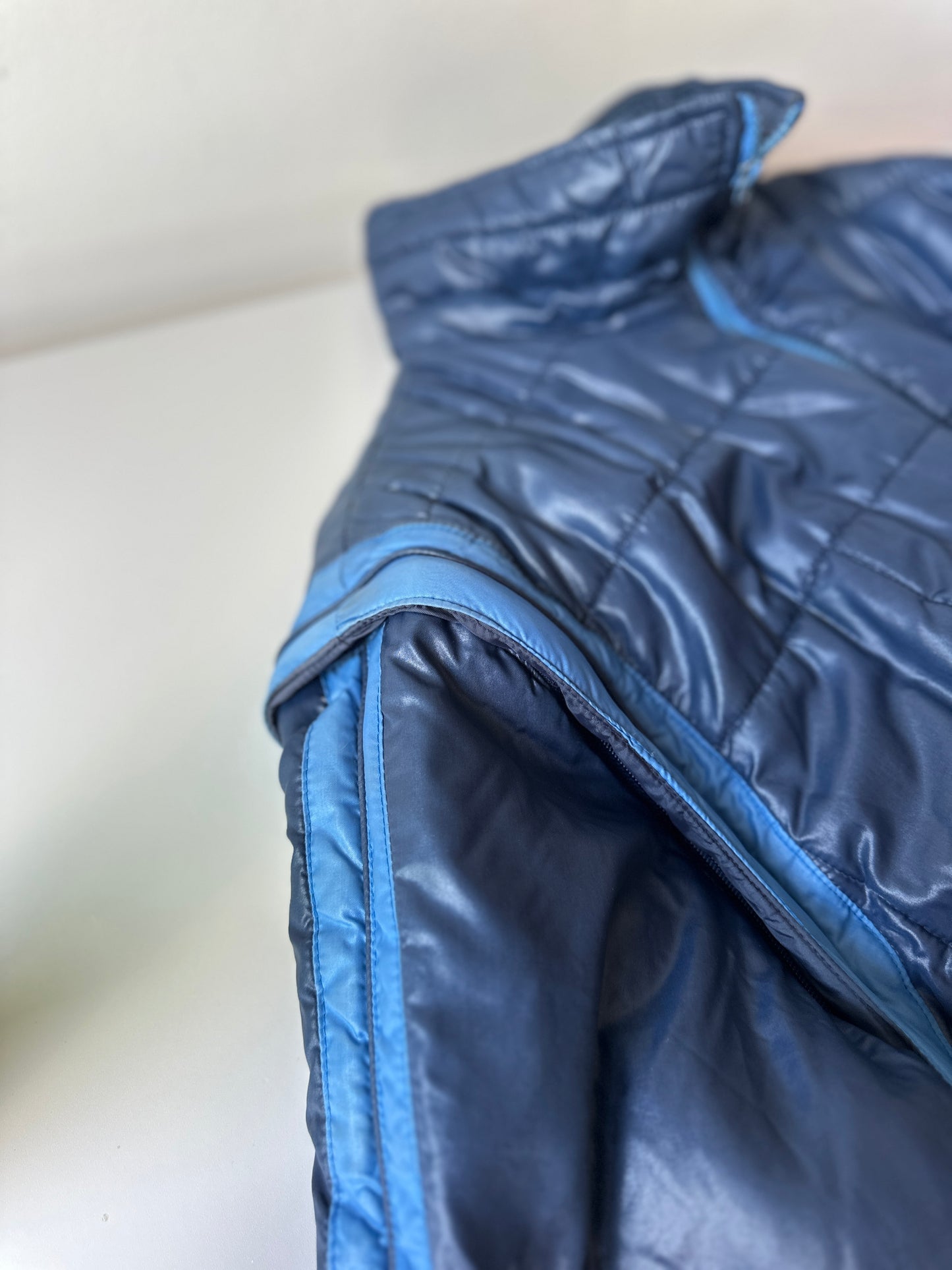 puffer jacket with detachable sleeves