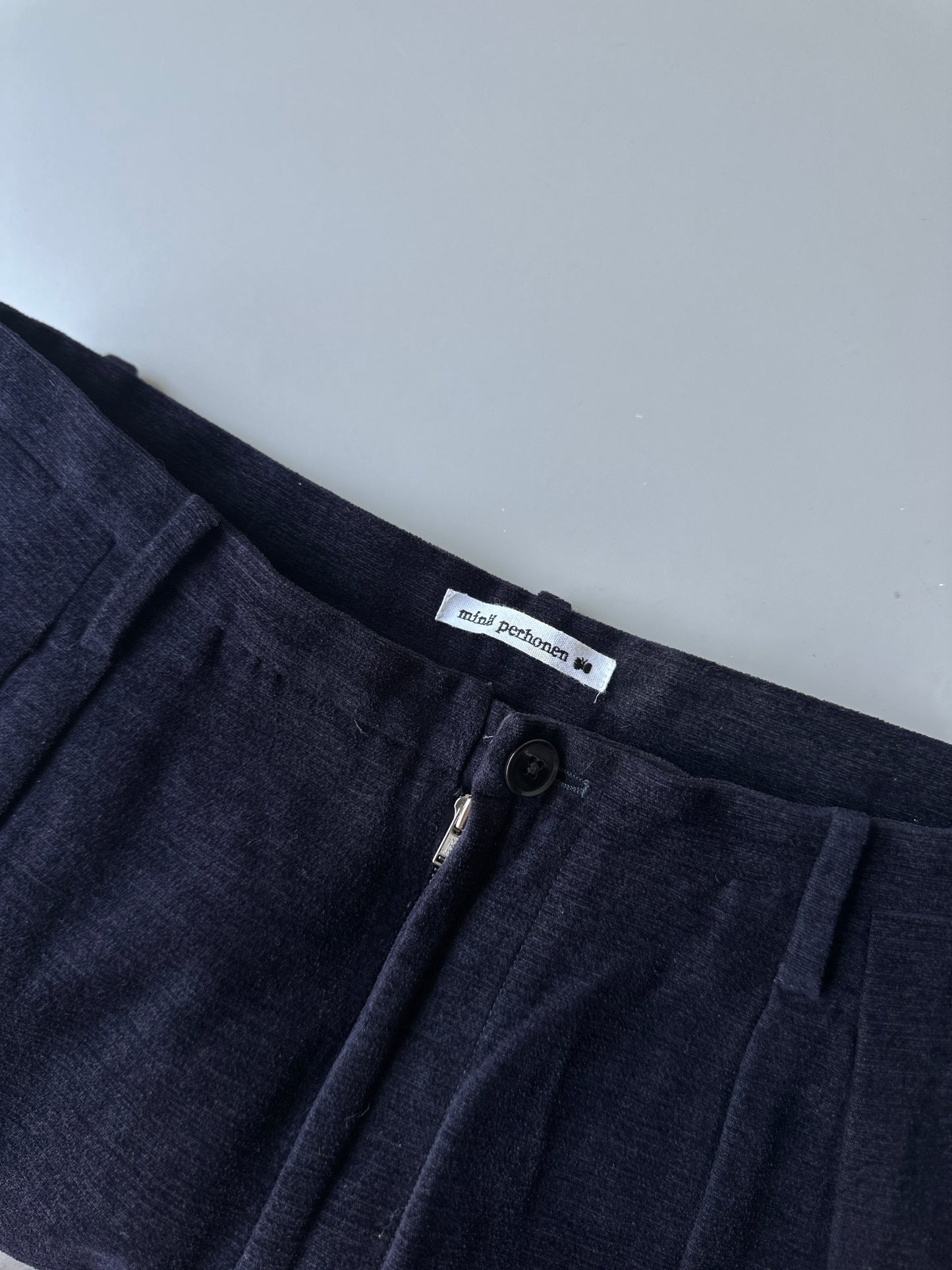 navy thin corduroy pants