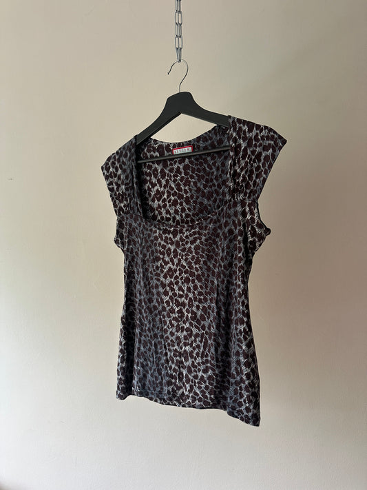 leopard print tee