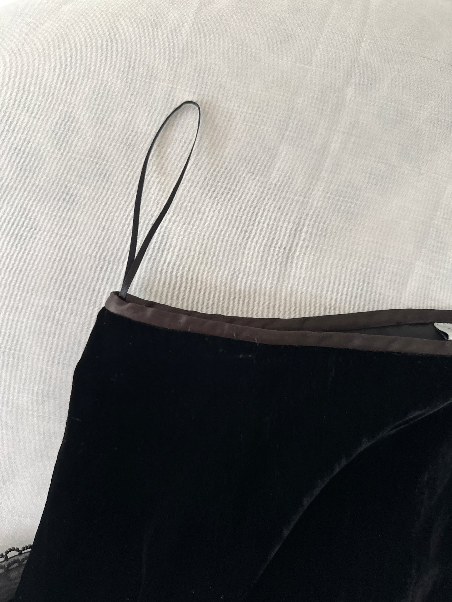 velvet mid-length straight skirt
