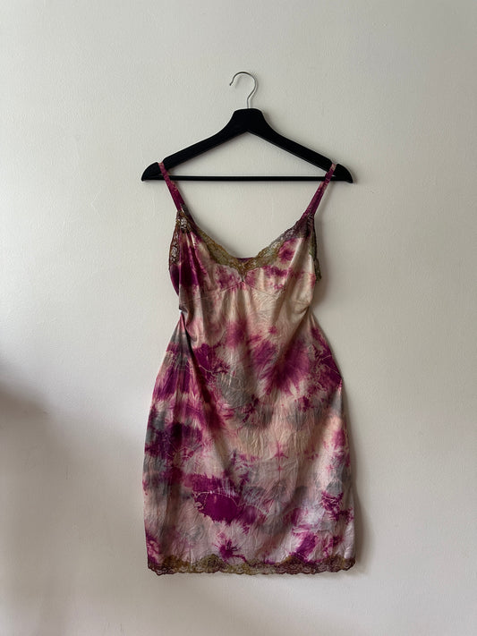 pink tie-dyed short slip