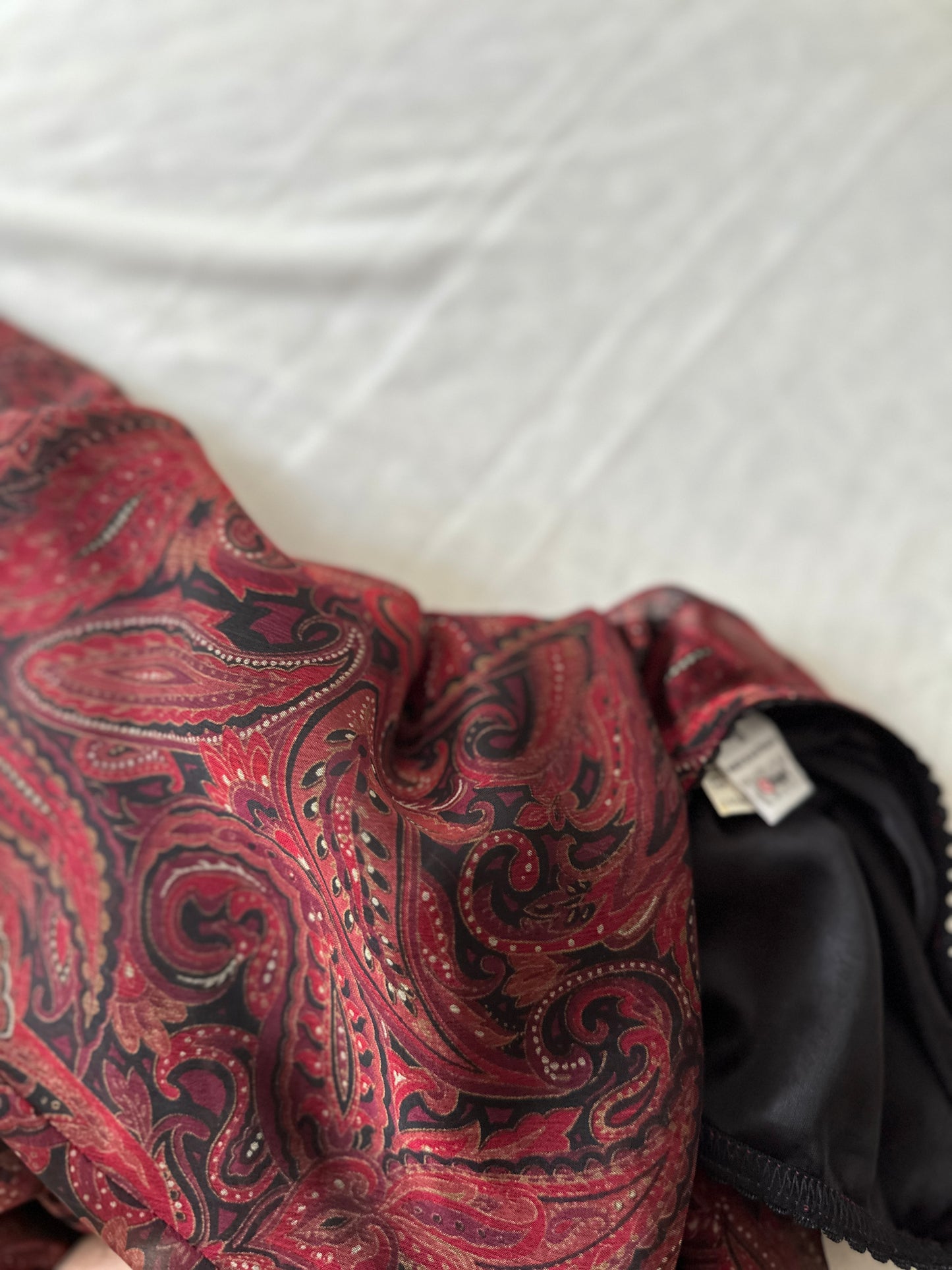 red paisley midi-skirt
