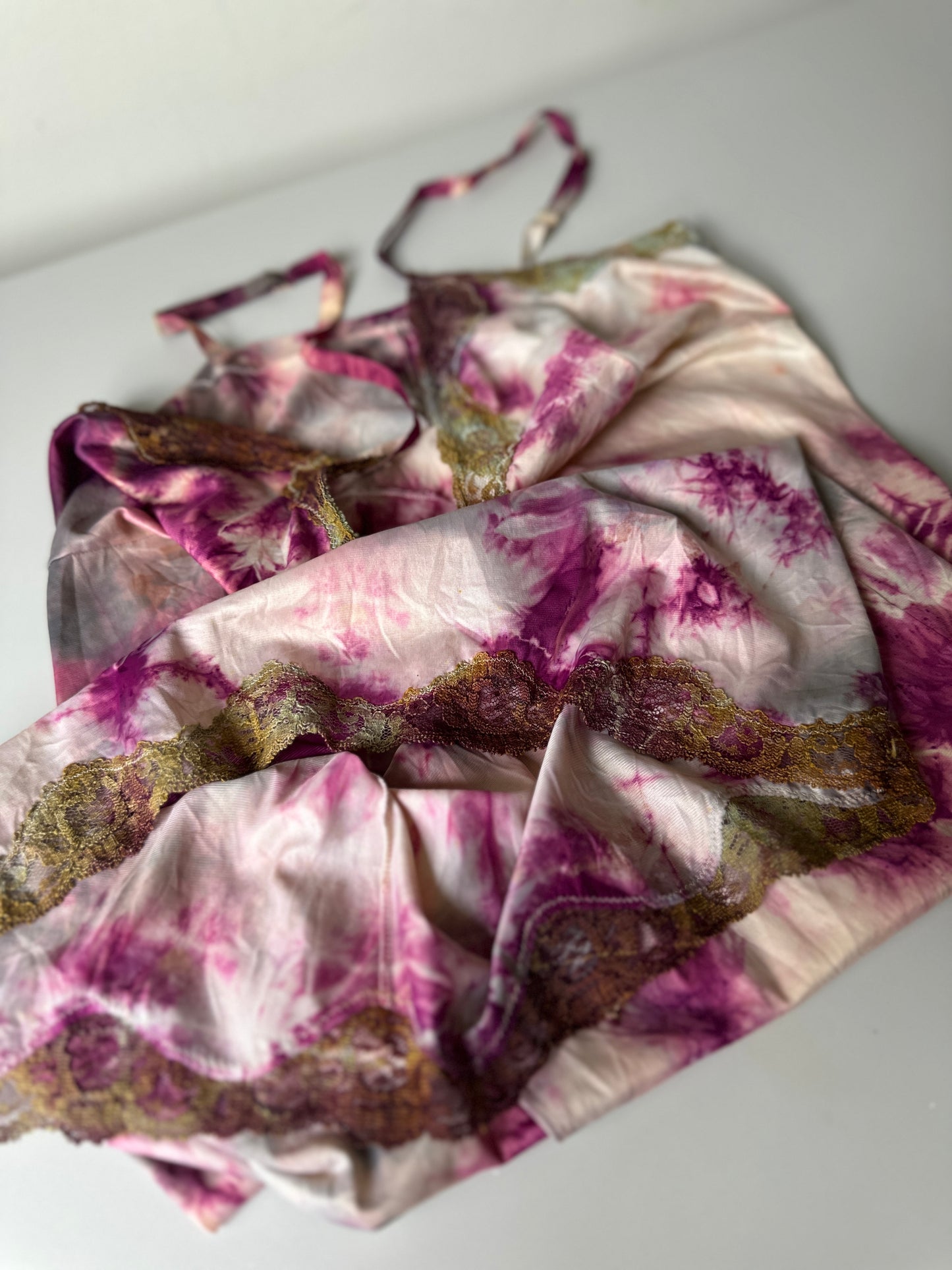 pink tie-dyed short slip