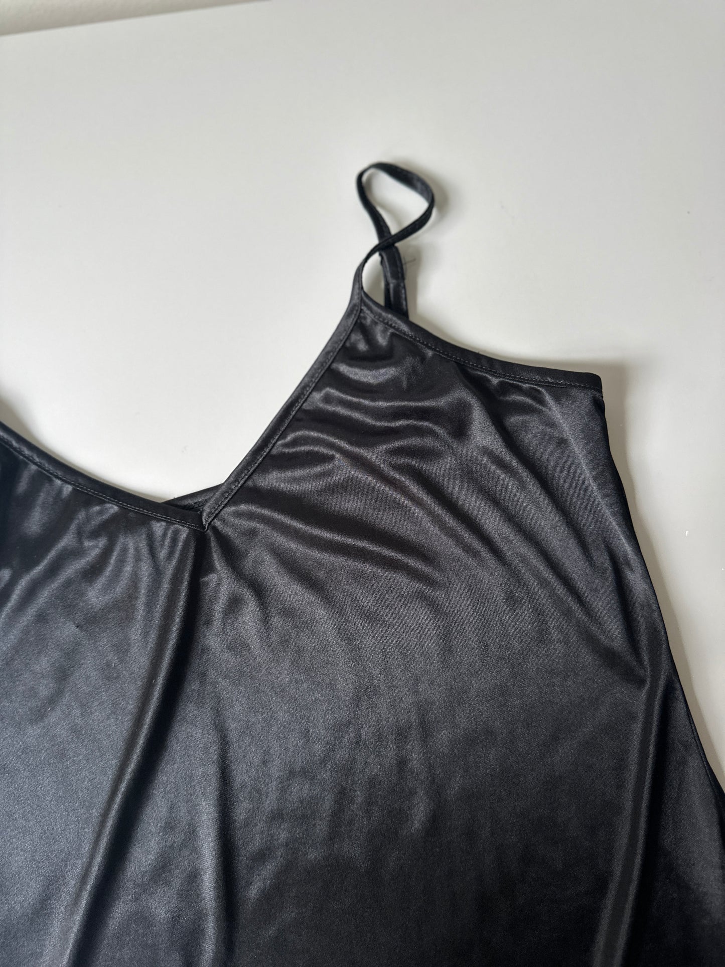 simple black slip
