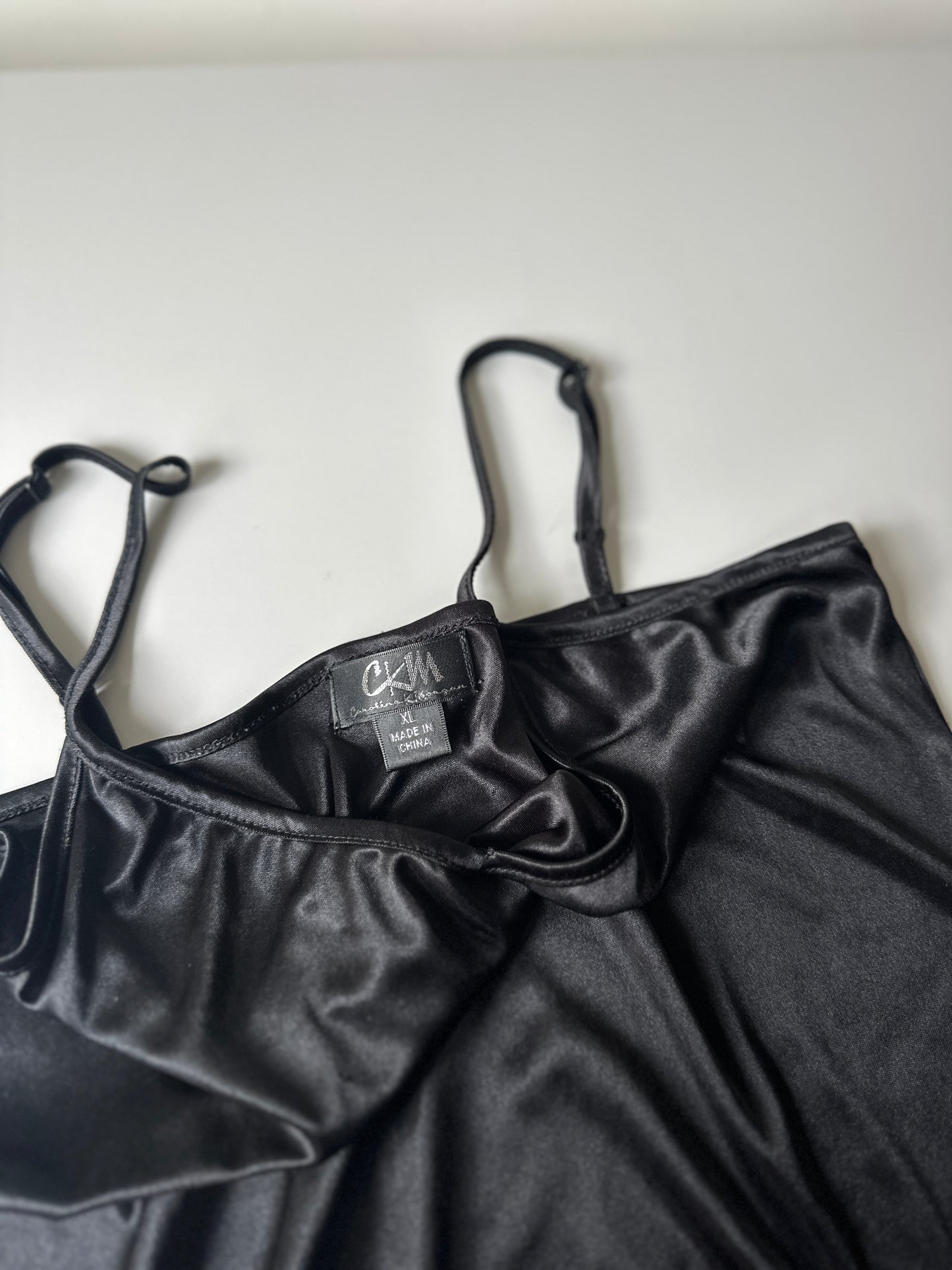 simple black slip