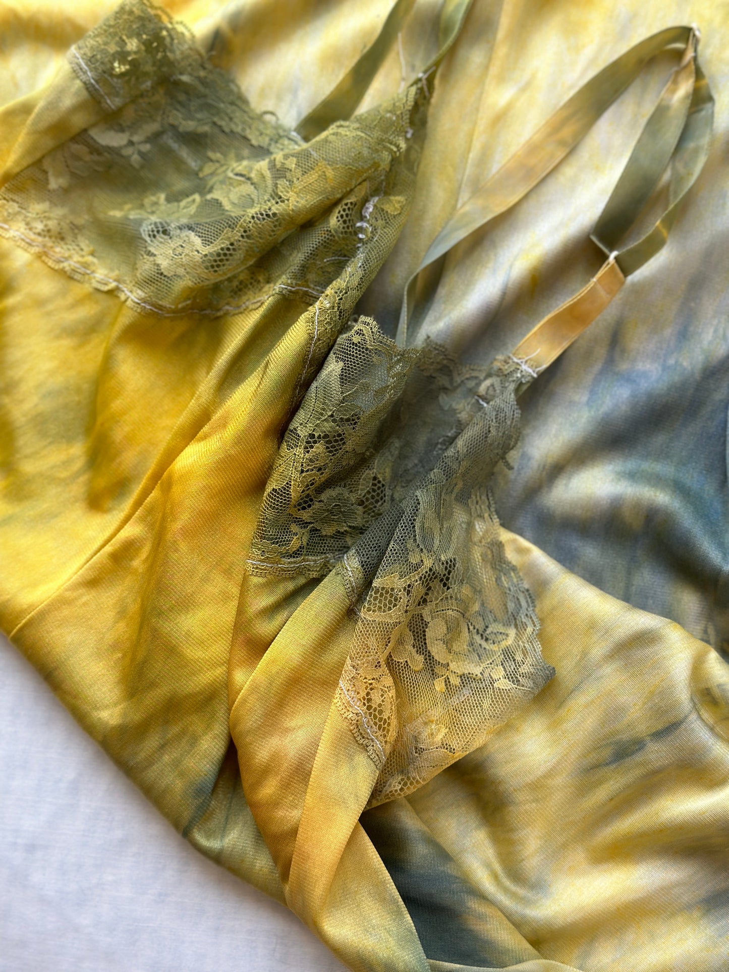 green/yellow tie dyed slip