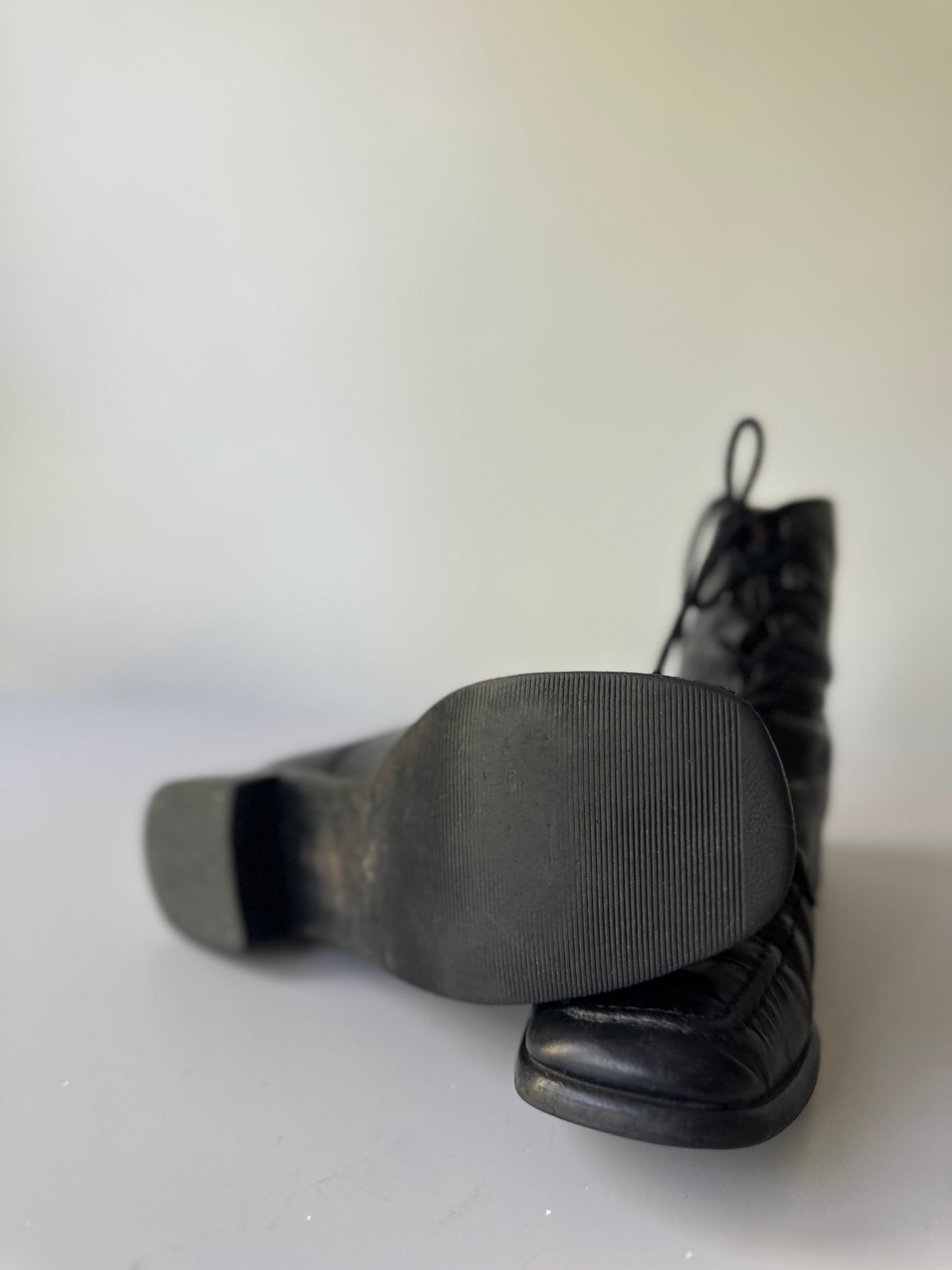 Australian Linea Verde black leather boots
