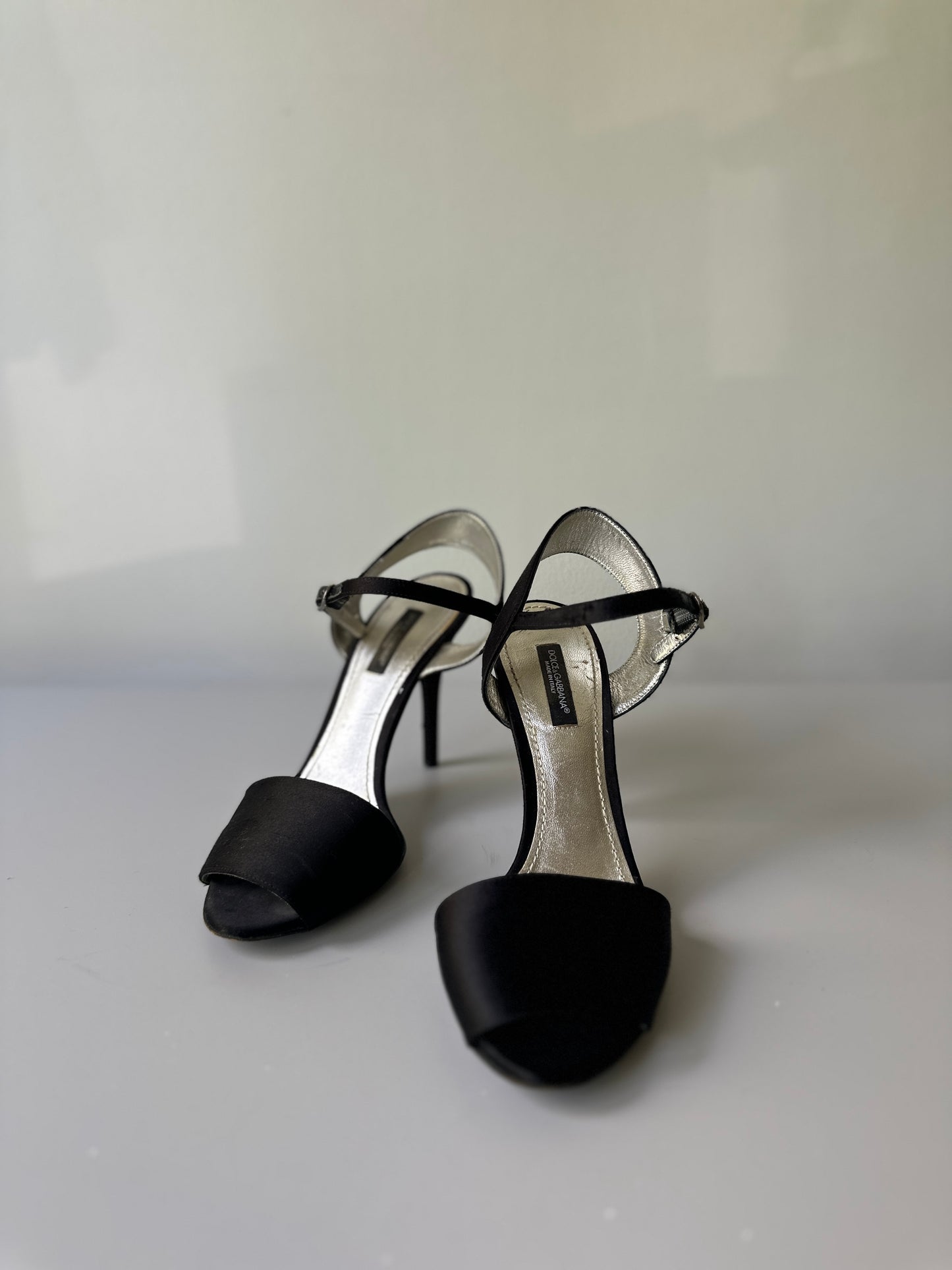Dolce & Gabbana black satin heel