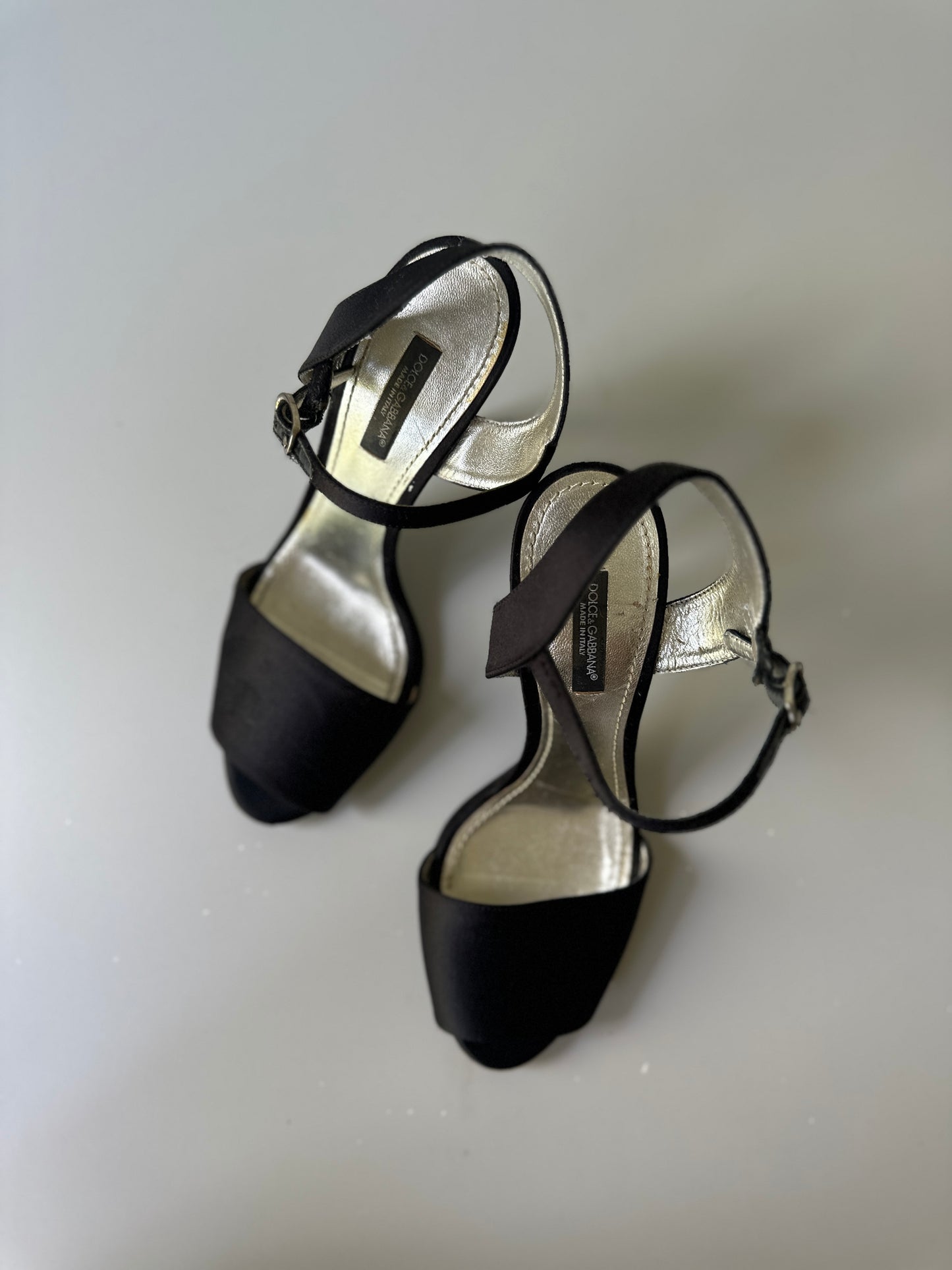 Dolce & Gabbana black satin heel