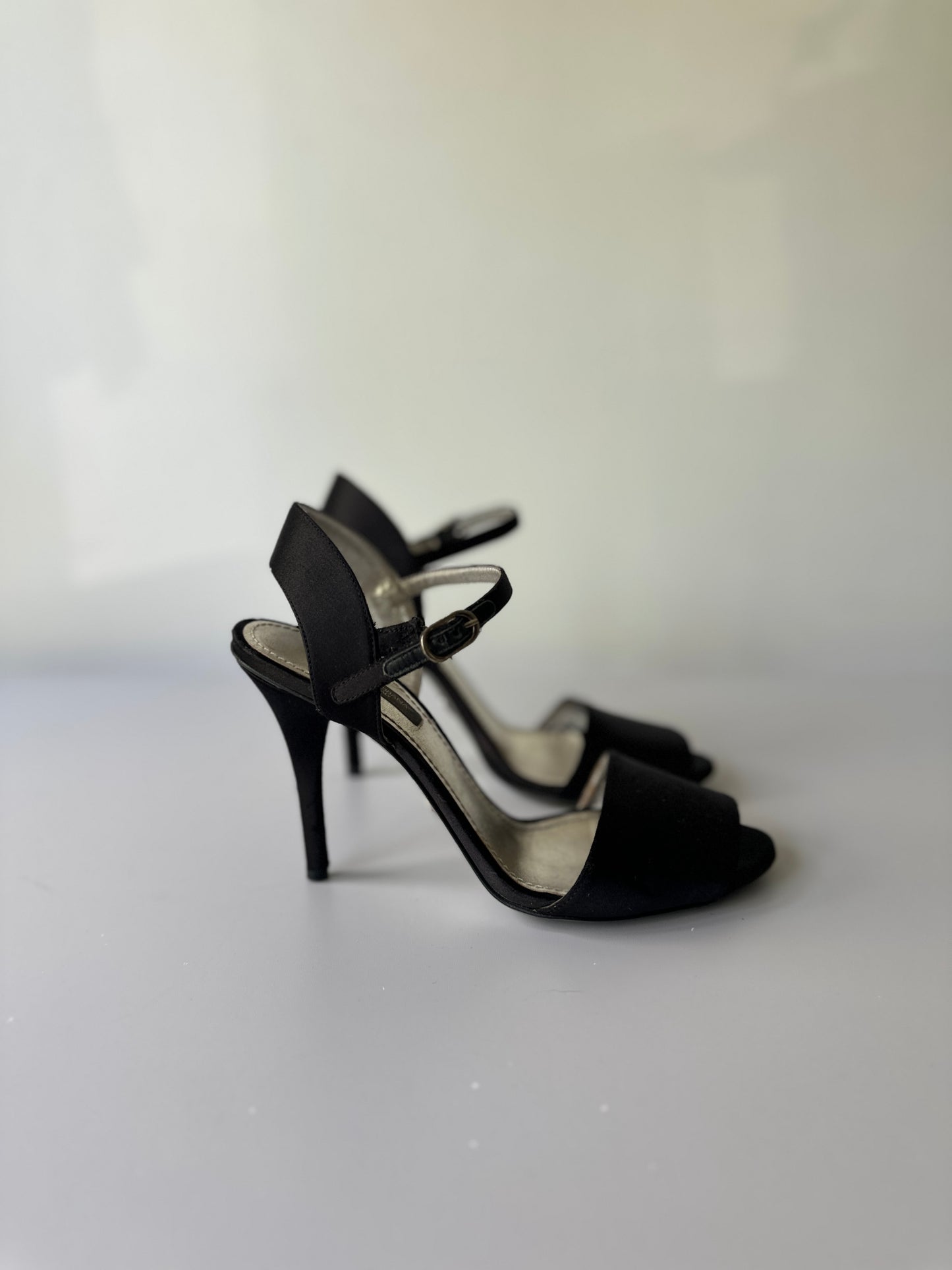 Dolce & Gabbana black satin heel